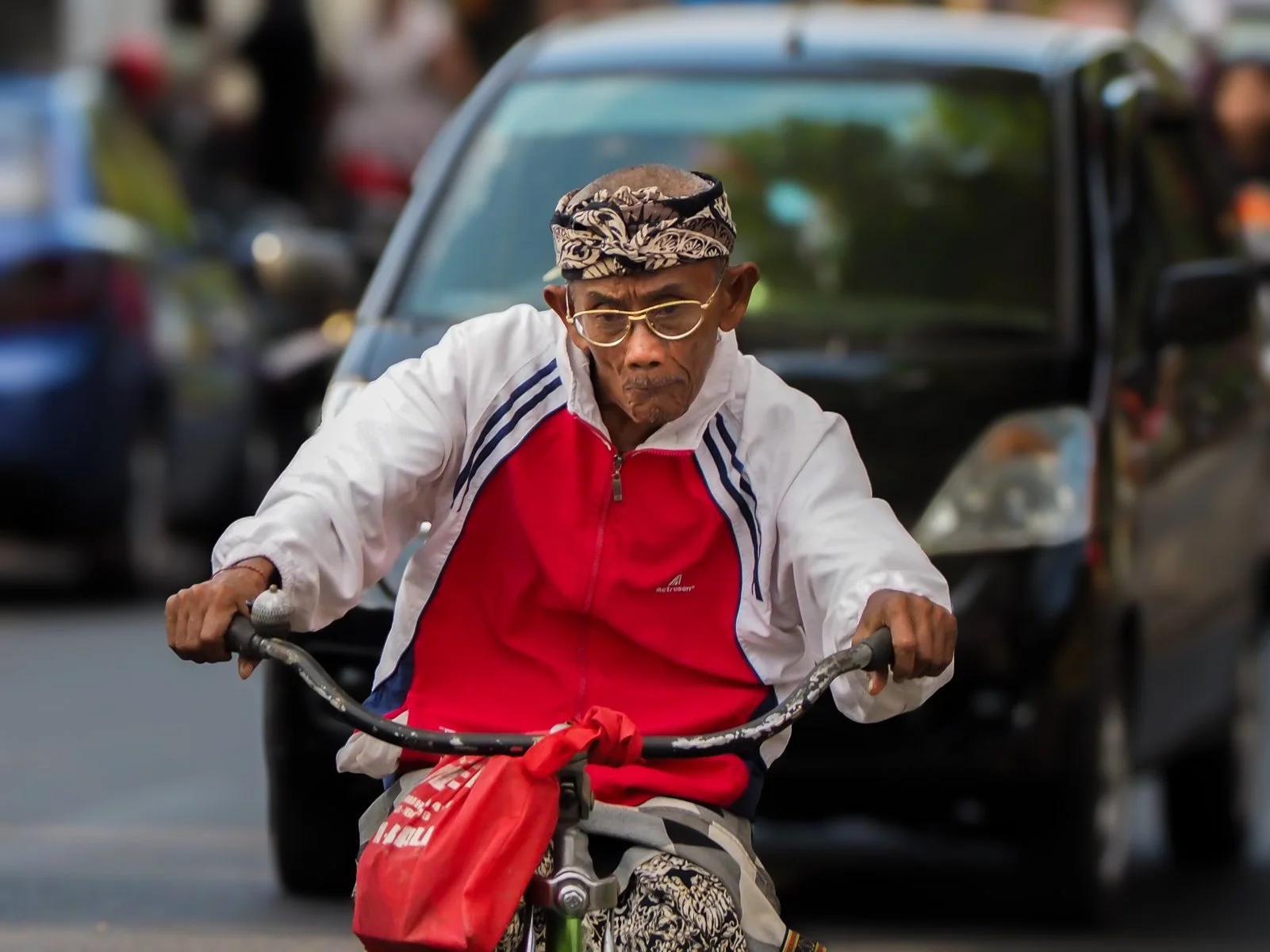 Commended - 5---Jill-Garland---Nervous-cyclist.jpg