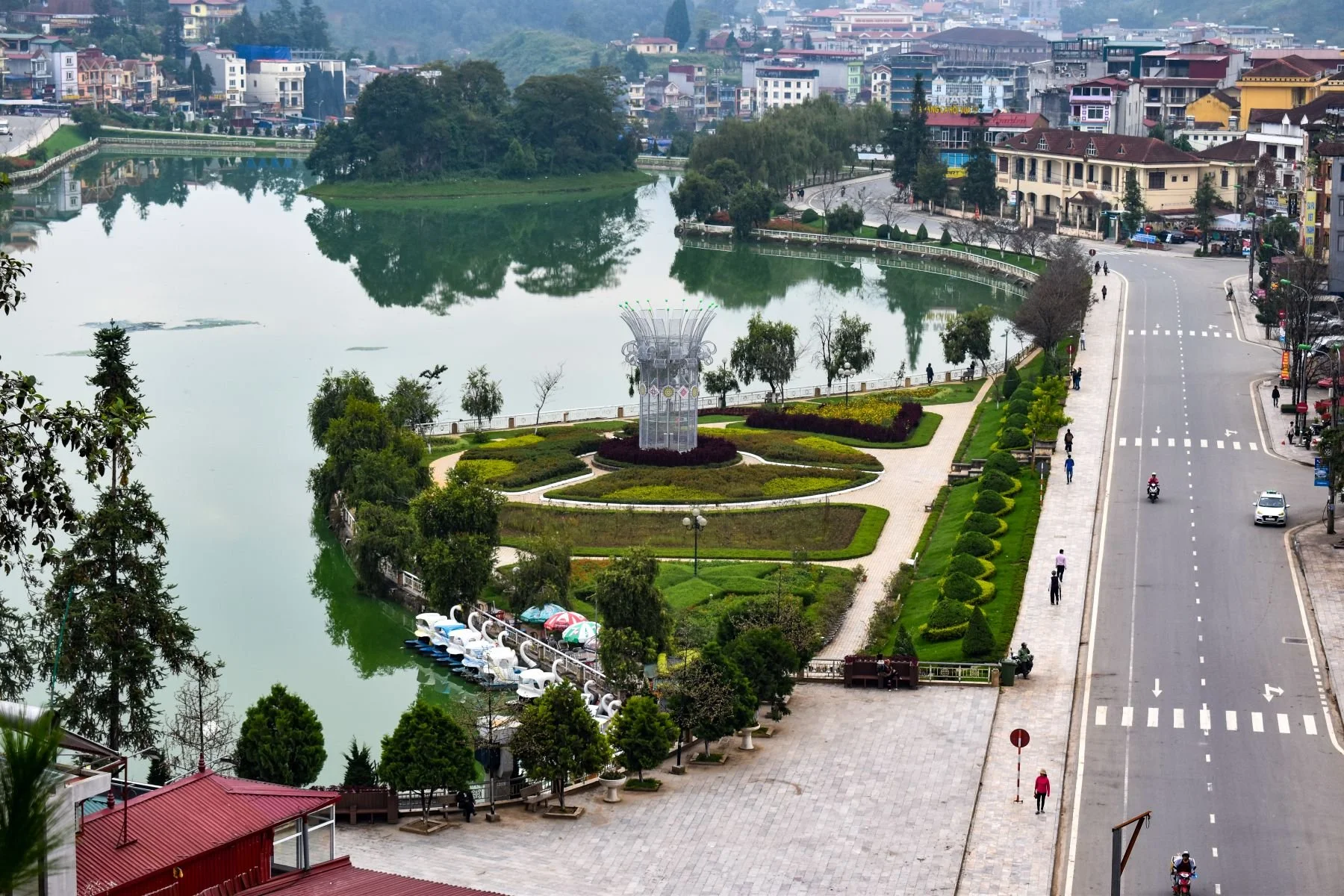 Commended - PRINT---David-Harries---Colorful-Park-Vietnam