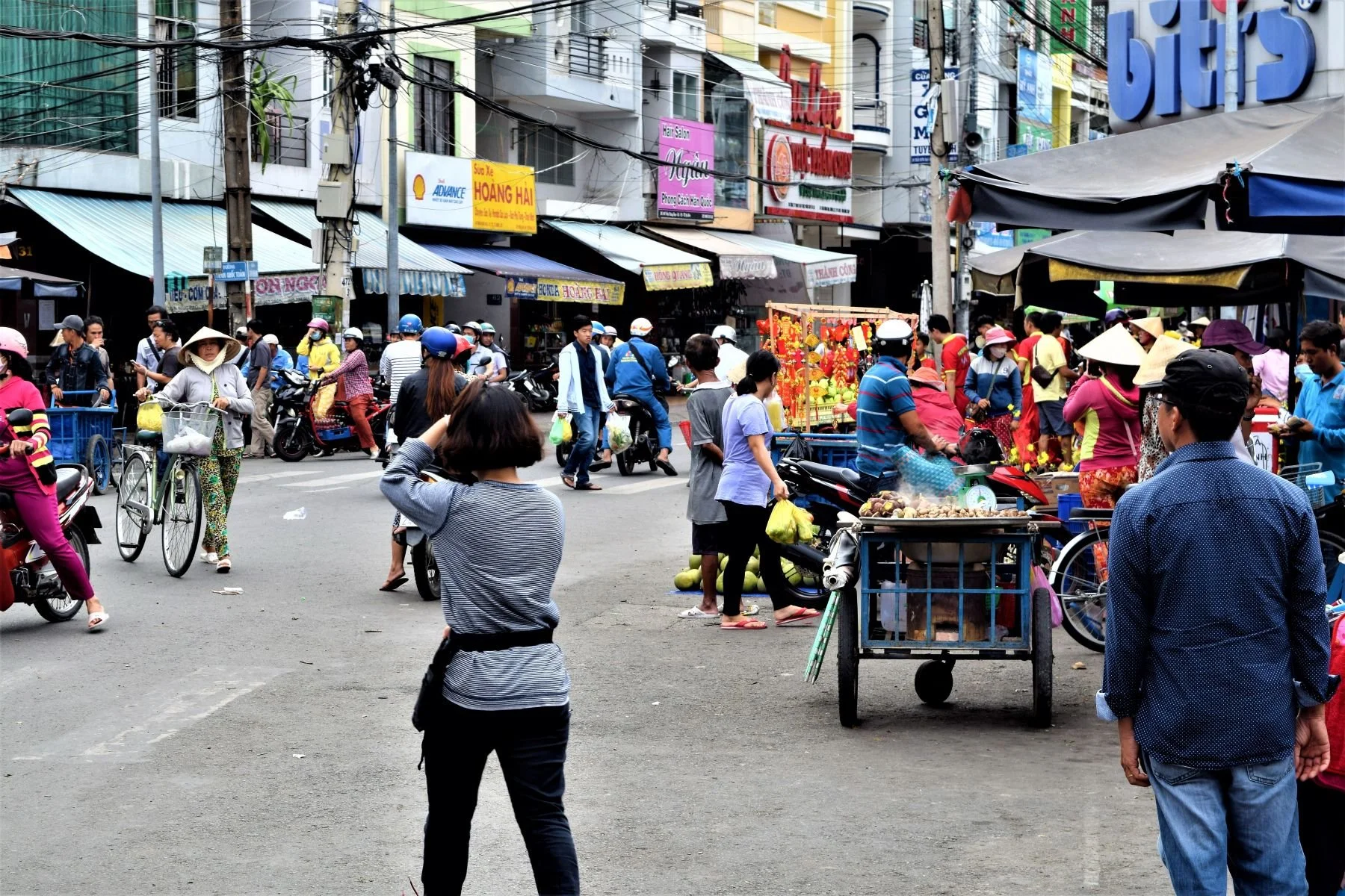 Commended - David-Harries---Cambodia-street-market