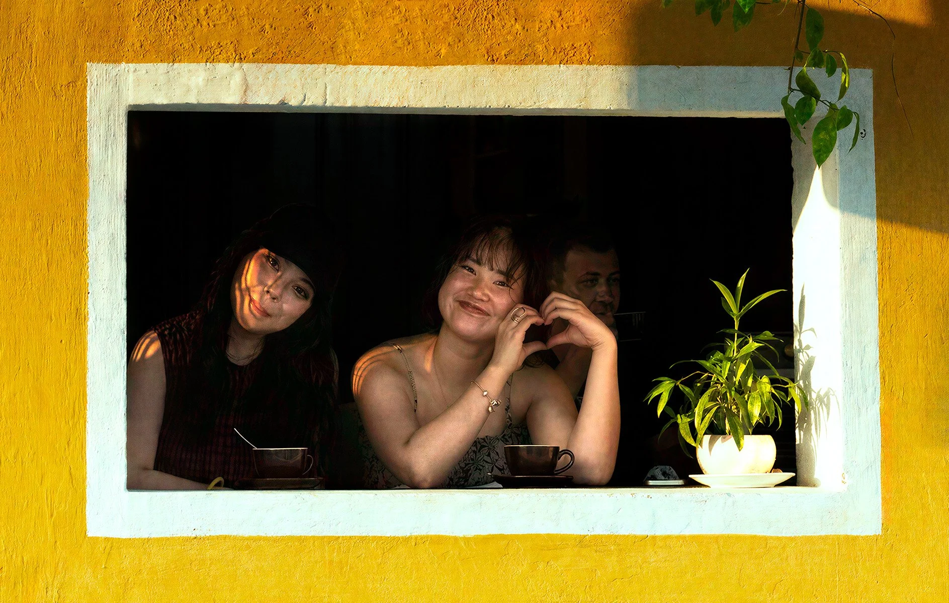Highly Commended - 6---Mac-McMillan---Girls-in-the-window