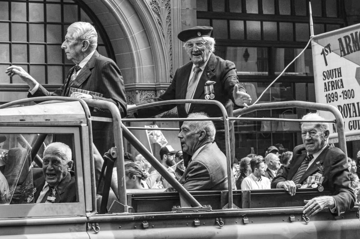 Honours- 9---David-Harries---Remembering-there-Mates