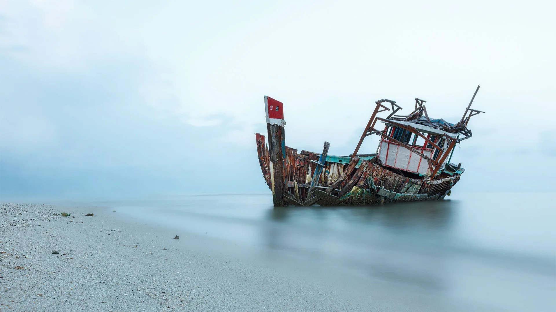 Merit - 8---Andrew-Leach---Beached-and-abandoned