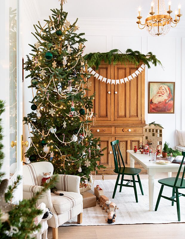 The Best Places to Buy Romantic Christmas Trees