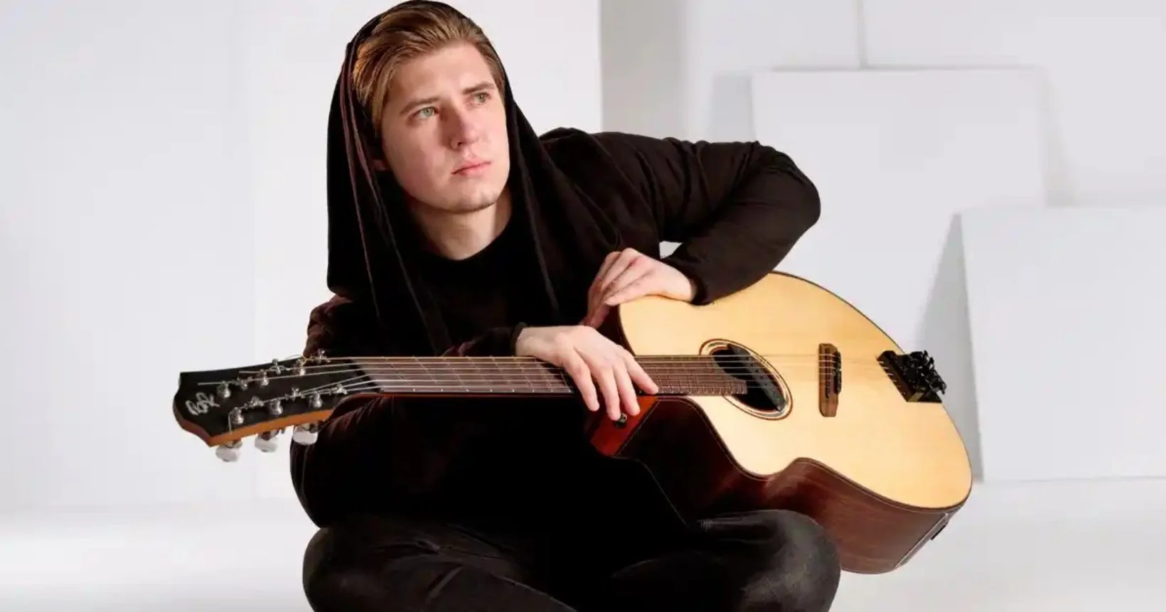 Alexandr Misko - The International Guitar Sensation @