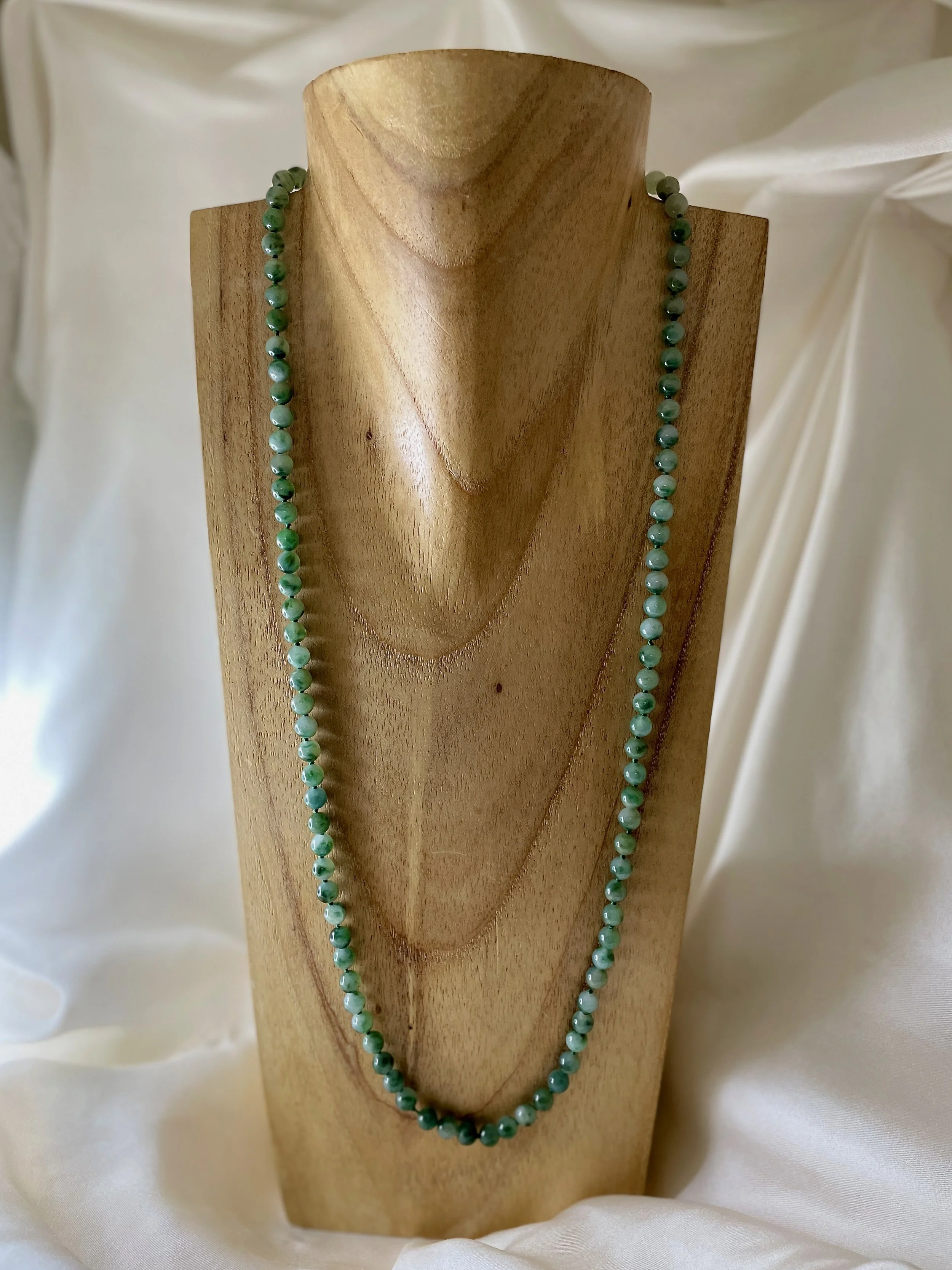 Jade-necklace-green.jpeg