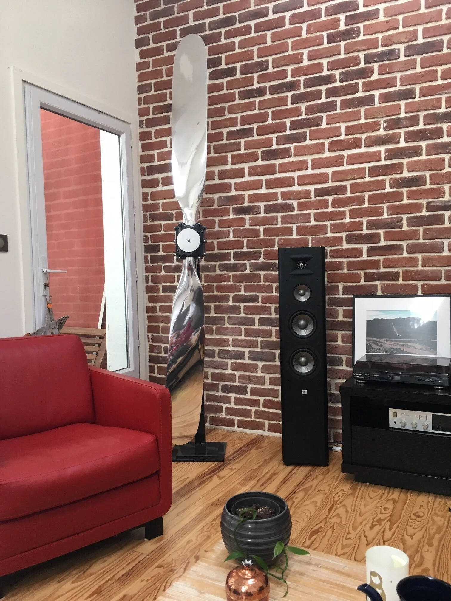 Hélice Bipale Avion Hartzell Epsilon TB-30 poli miroir sur socle 230cm