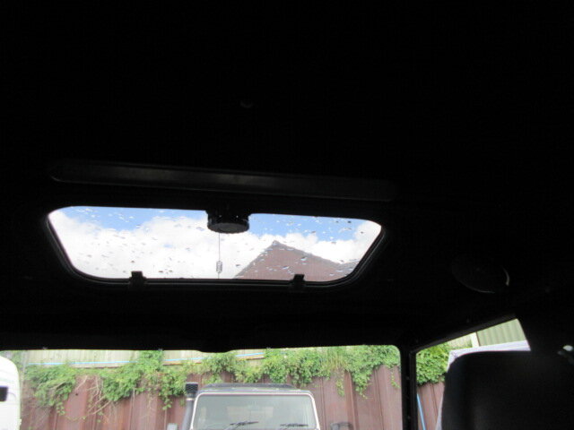 Sunroof 1.JPG