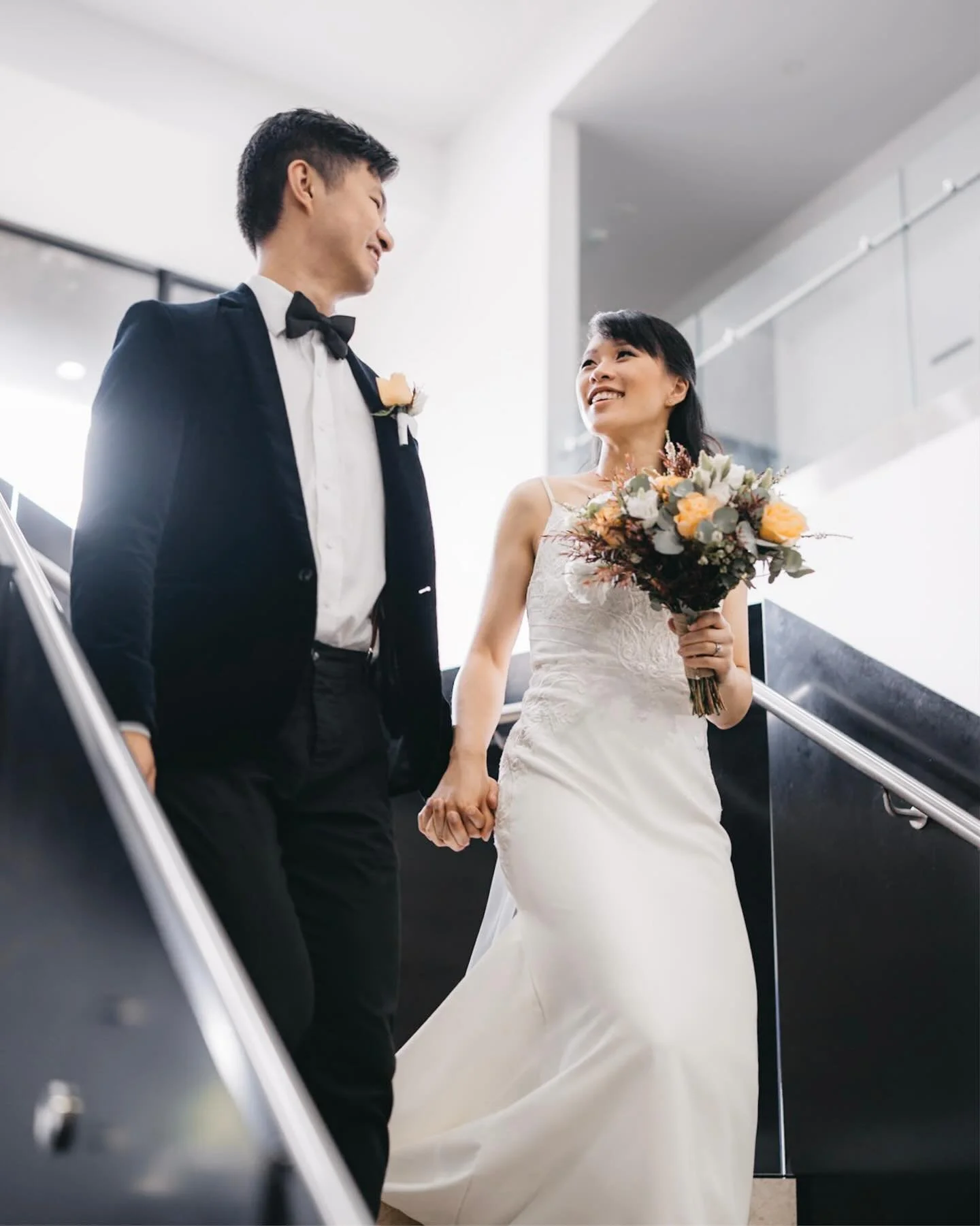 Sam and Choi-ee brought such a fun, relaxed vibe to their wedding. So happy I got to capture something this genuine 💫😊

#AsianWeddingMelbourne #MelbourneAsianWedding #AsianWeddingPhotography #weddingphotography #weddingday
