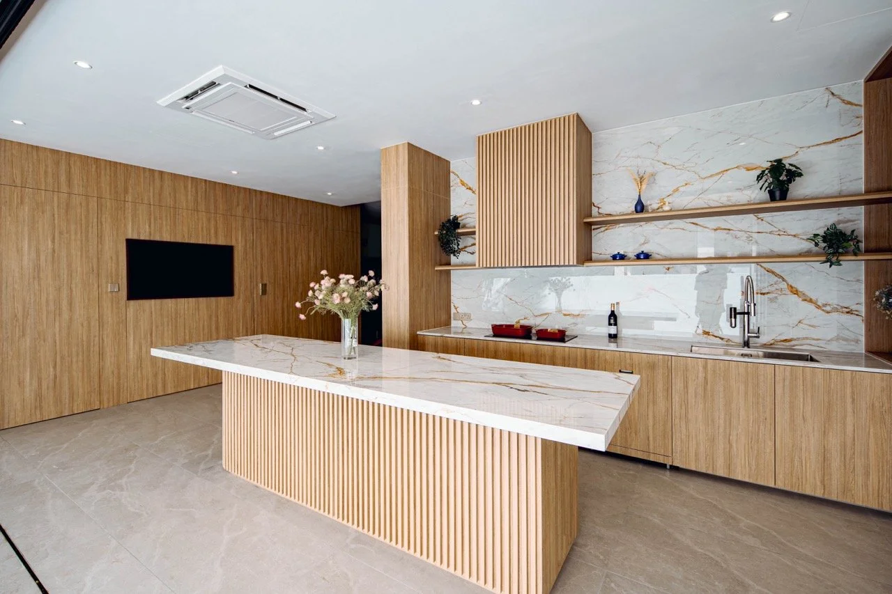 TZT08595-HDR Large.jpeg