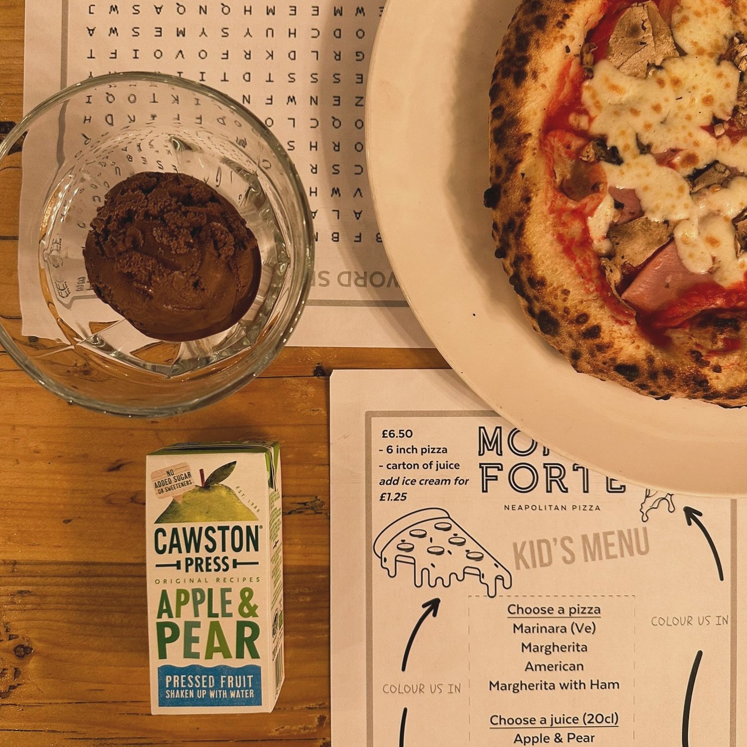 Our Kids Menu is available EVERY single day at Monte Forte Reigate &amp; Horsham 😇

Choose a pizza and a juice carton for &pound;6.50 ❤️ ADD a scoop of ice cream for &pound;1.25 🍨

#kidsmenu #pizzatime #reigatemums #horsham #reigate #pizzalover