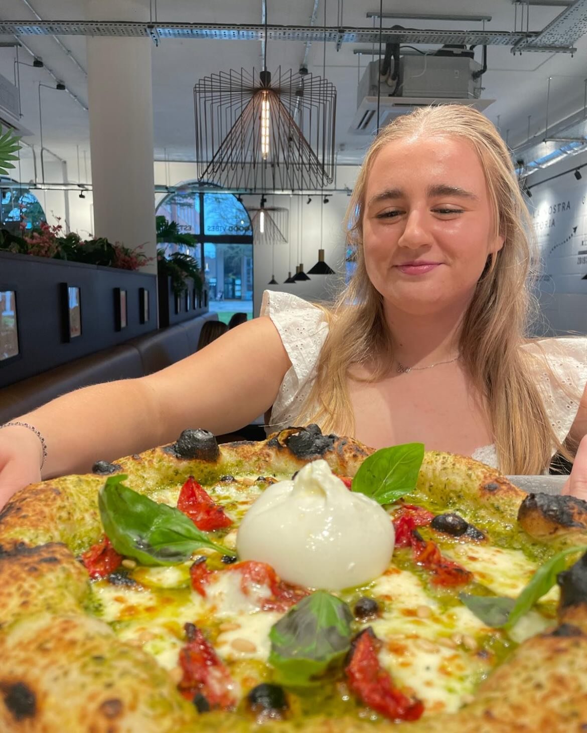 Calling all pesto lovers ๐ฑ โจ
Our new nut-free pesto is here, now also made with vegetarian Parmesan! ๐ง
The perfect pesto base for nut allergy friendly and vegetarian diets - without compromising on flavour ๐๐ฎ‍๐จโค๏ธ
- Pollo Pesto
- Saporit