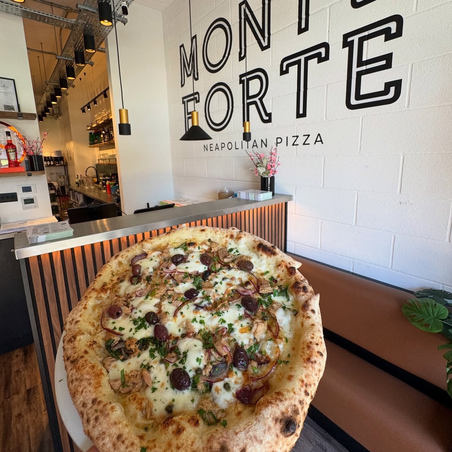 We’ve got LOADS going on at MF! ๐ฅ
Have you tried our latest special – Tonno pizza ๐ garlic oil, tuna, black olives, red onion, capers, mozzarella, basil, parsley and parmesan. It’s stunning ๐
Planning an event this spring or s