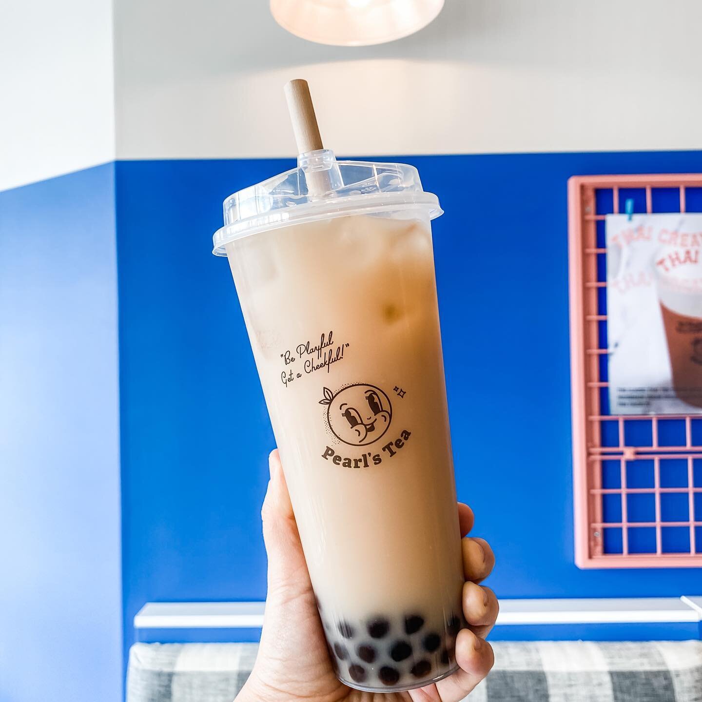 When upgrading to a large is the right choice 😉 now til Monday, 10% off any milk tea! ✨ #upgradeya #pearlstea
