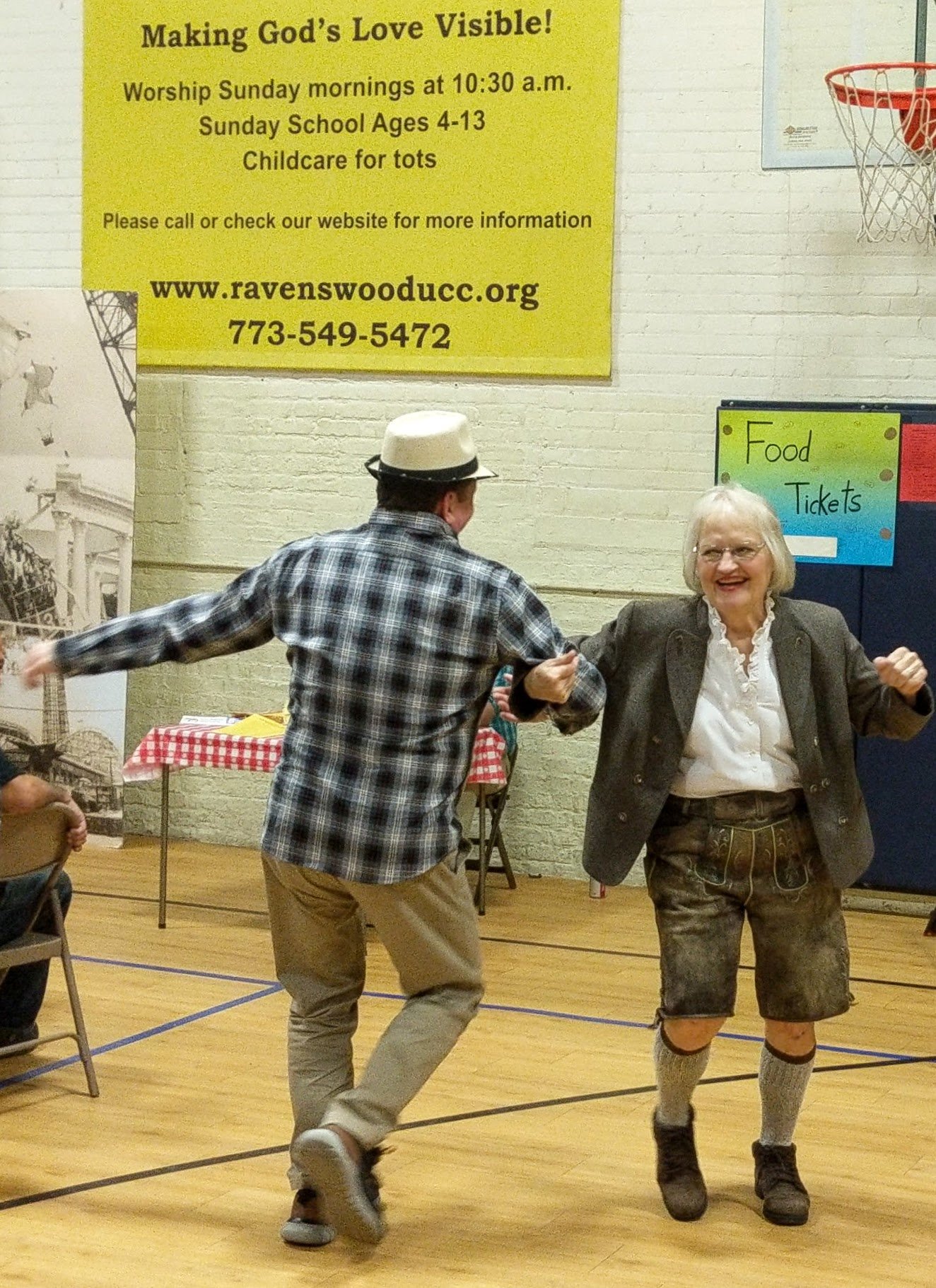 oktoberfest dancing 2.jpg