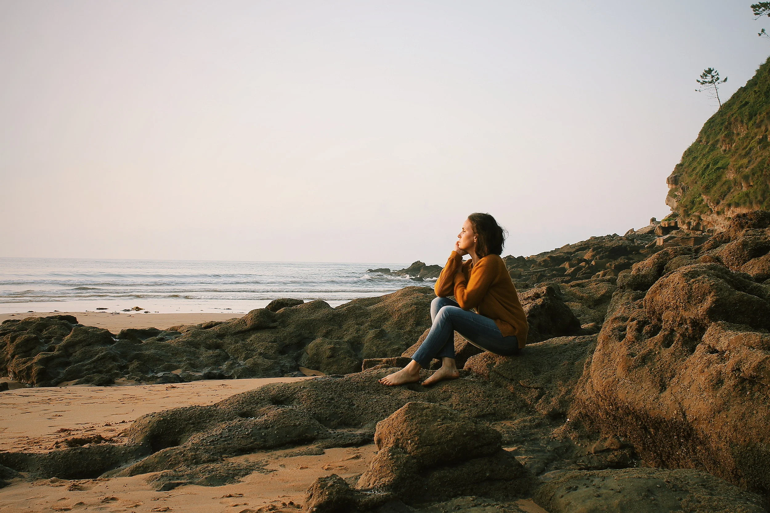 Paying Attention to Deceptive Thoughts