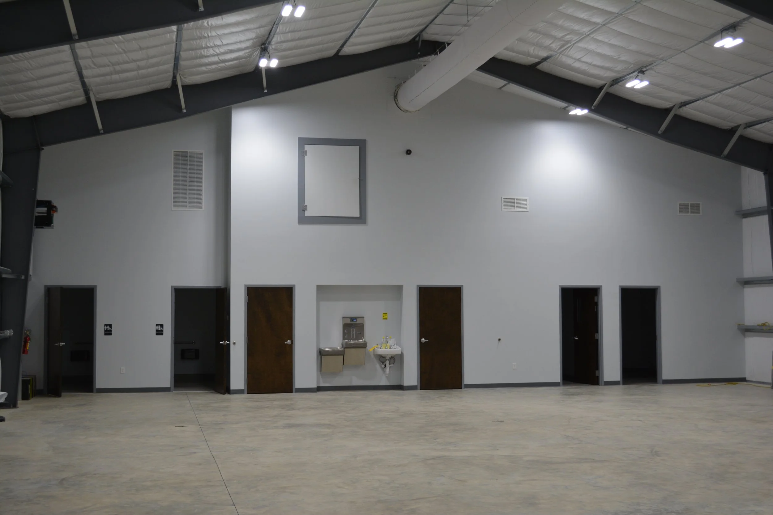 Interior 10.JPG