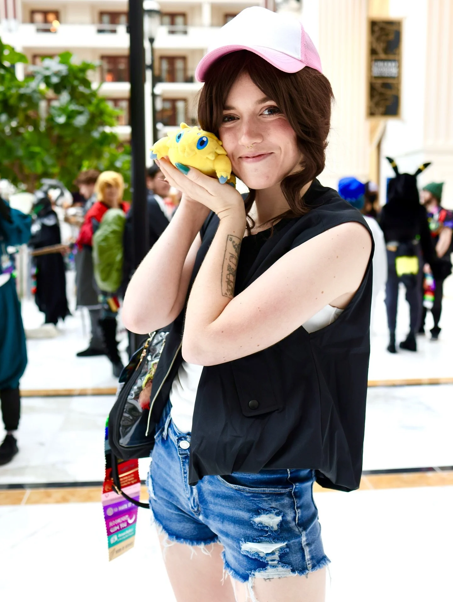 HAPPY POKEMON DAY!! My first ever video game that still has a chokehold on me#

📸: @s.kimphotography 
.
.
.
#pokemon #pokemon30 #pokemonblackandwhite #pokemoncosplay #nharmonia #hildapokemon