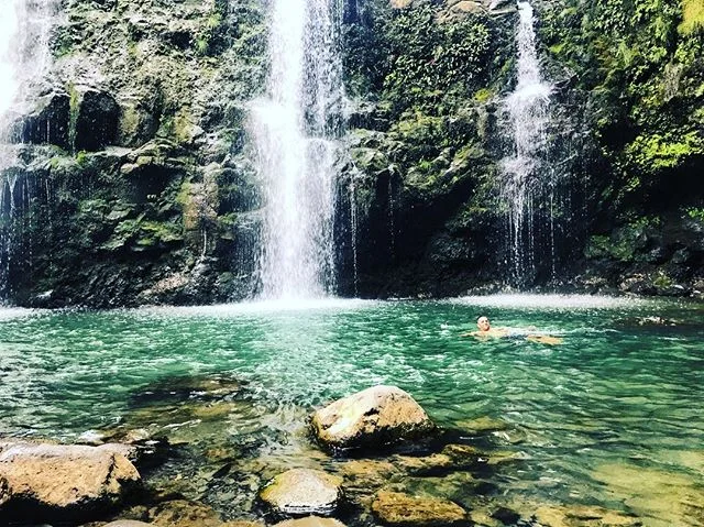 @mrecine living that #hawaii life 🌺