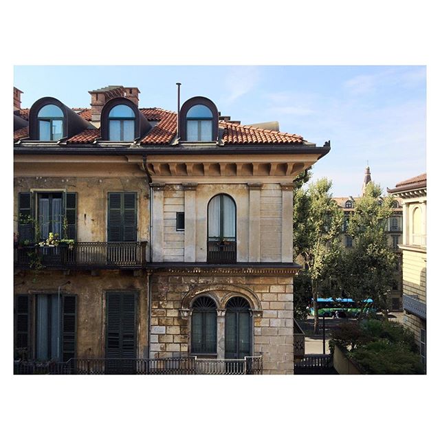 It's nice to wake up to new views. #Italy #Turin #balcony #oldbuilding #travel #vacation