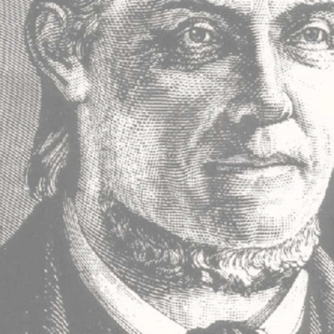 V&aring;ren 1796 sto Hans Nielsen Hauge alene p&aring; en &aring;ker. Der m&oslash;tte han Gud &ndash; og det m&oslash;tet forandret ikke bare hans liv, men satte i gang en bevegelse som formet mennesker, arbeidsliv og samfunn.

Det var ikke eliten s