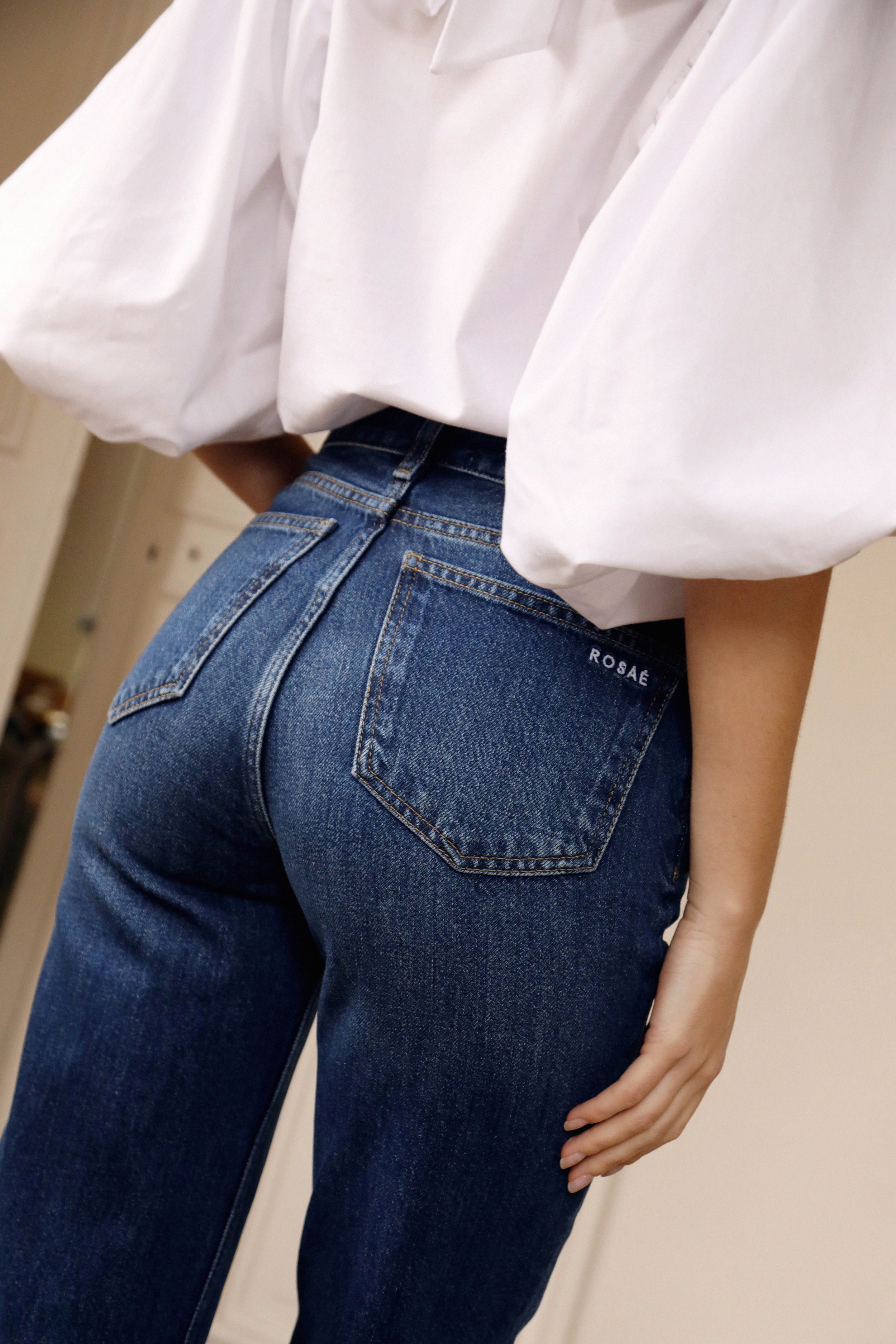 Le Dan - The Essential and Timeless Stove Pipe Jeans — Rosae Paris