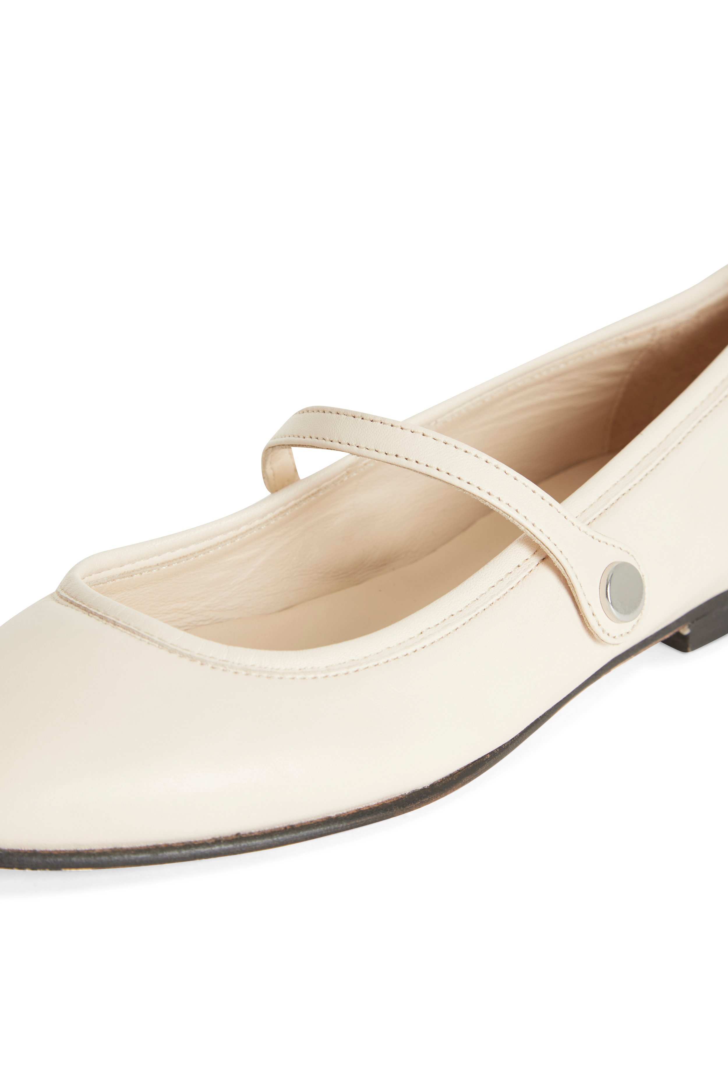 Les Georges - The Adorable Must-Have Mary Jane Flats We All Want This ...