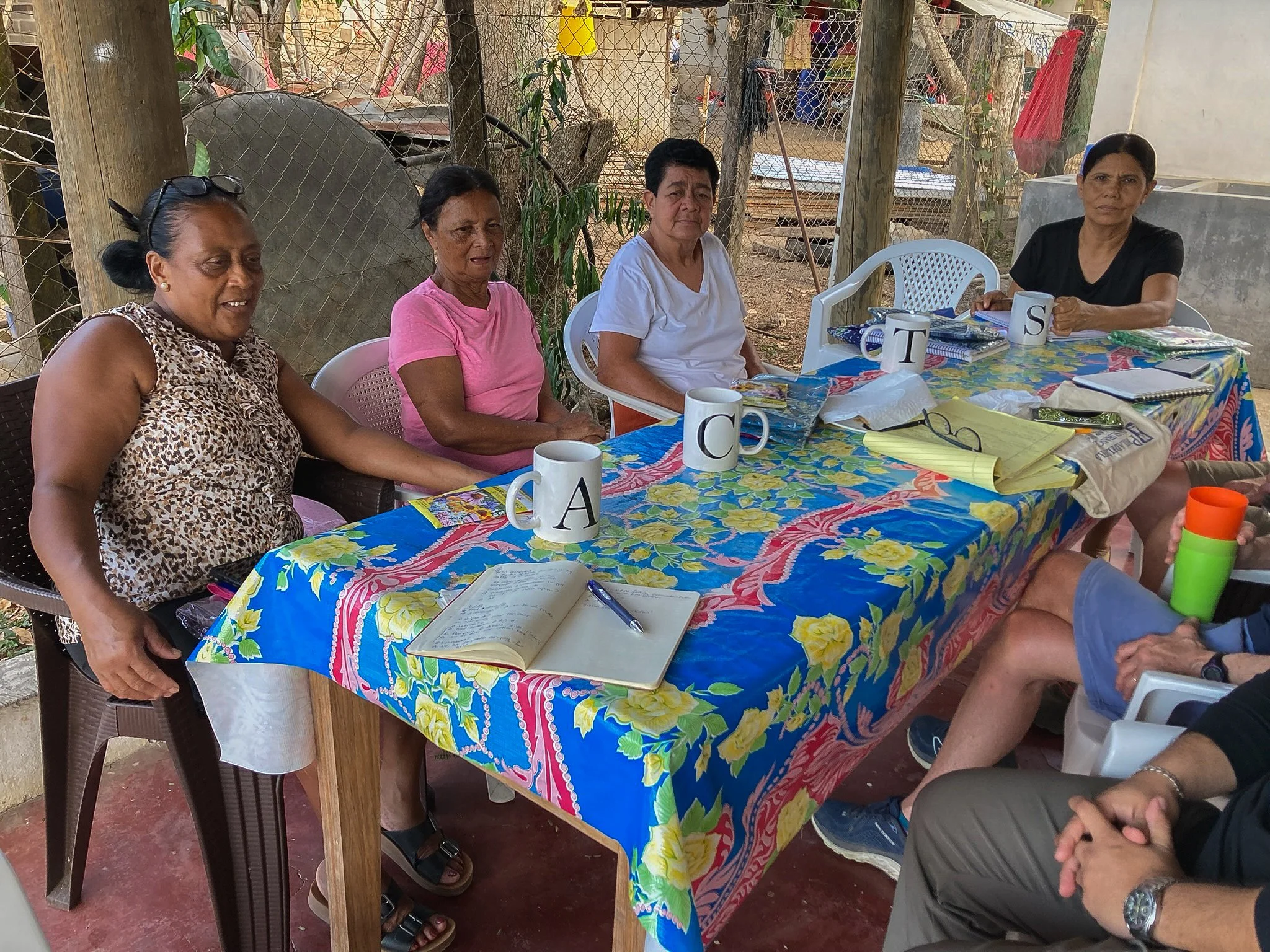 The local Health & Development Committee is critical to virtually every enterprise in El Rosario. Their level of caring, attention to follow-up, and willingness to do anything to make life better for families is legendary. Gloria Castro has been the 
