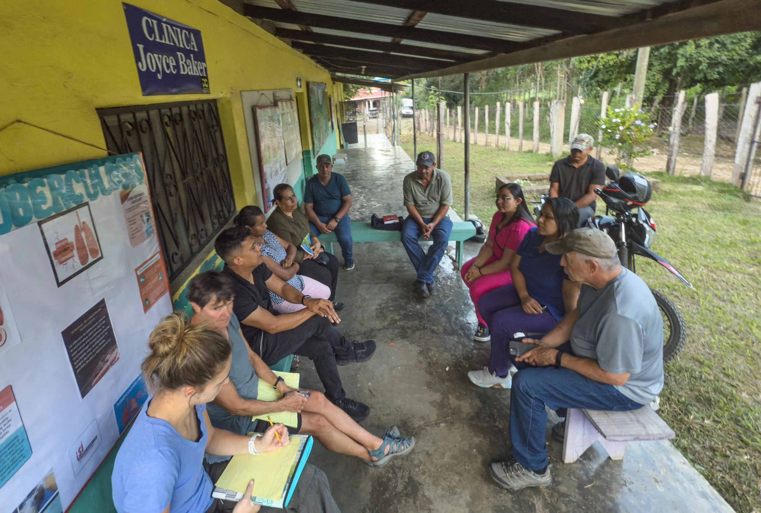 The Clinic Committee manages the staff, scope of practice, purchasing pharmaceuticals, plans to support disabled individuals, and a growing outreach program. Nelson Mejia has been the president for more than 10 years.