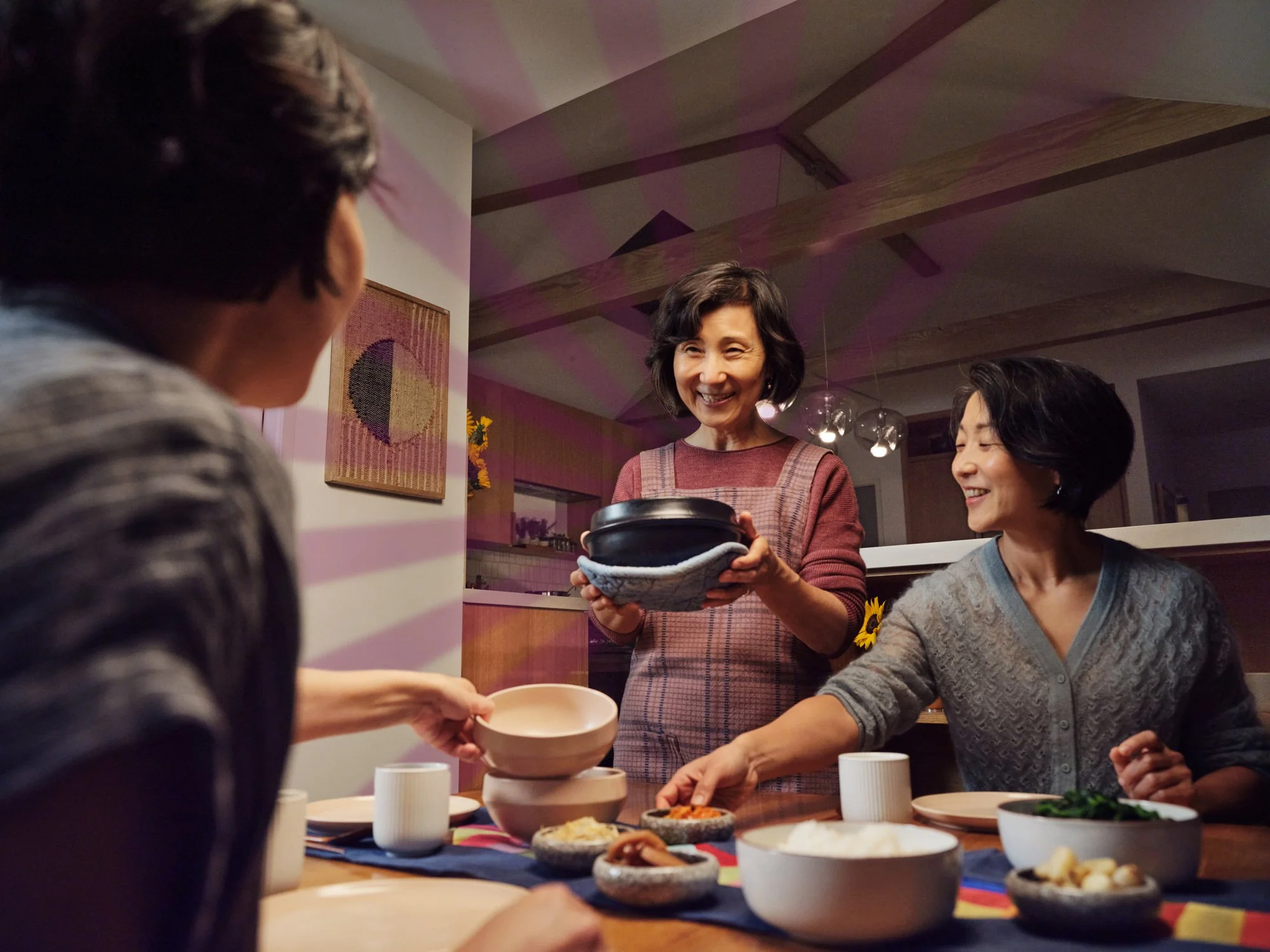 SHOT_09_KITCHEN_1858_v3_FINAL_PURPLE_sRGB.jpg