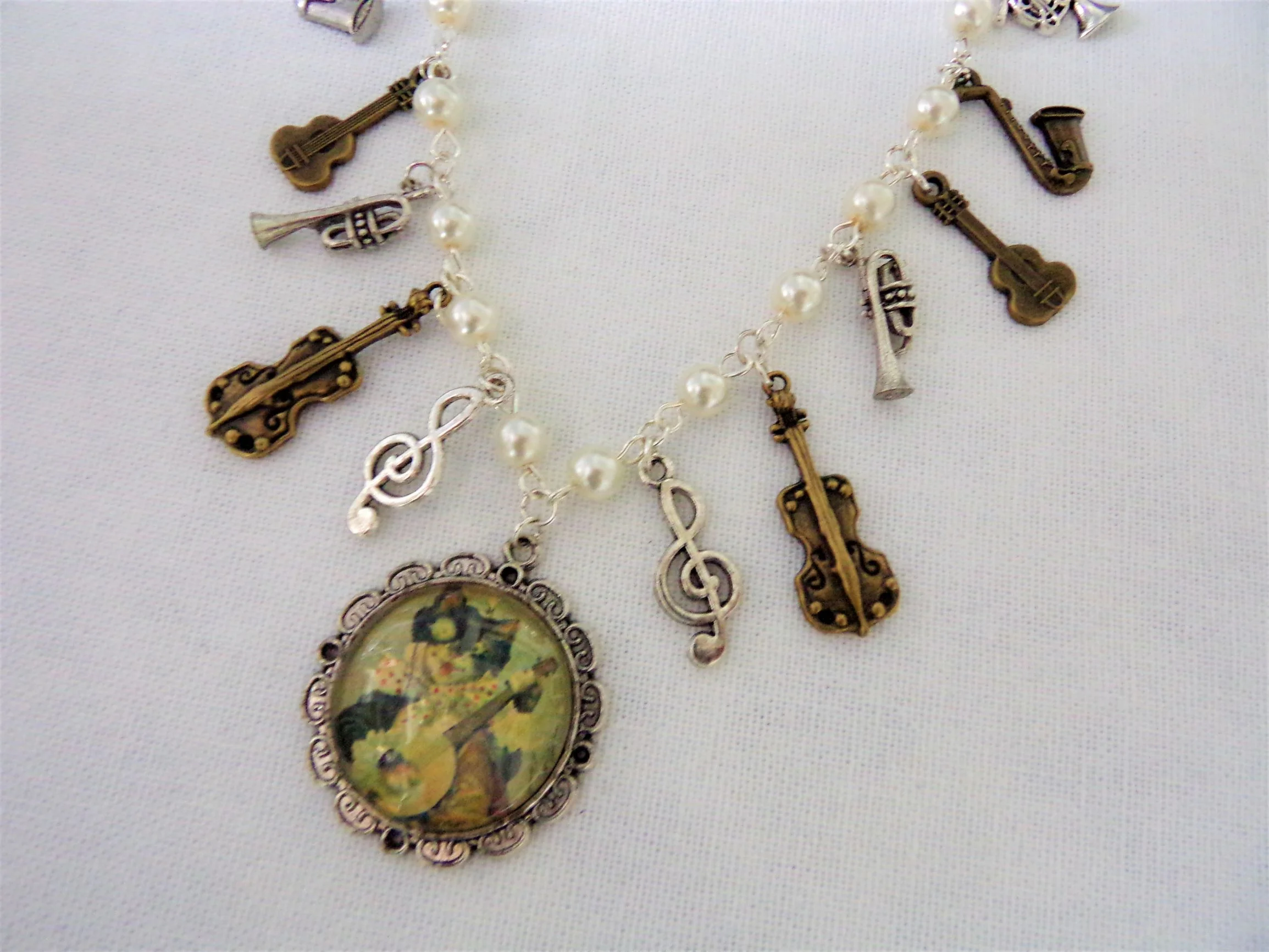 Musical Cat Charm Pendant