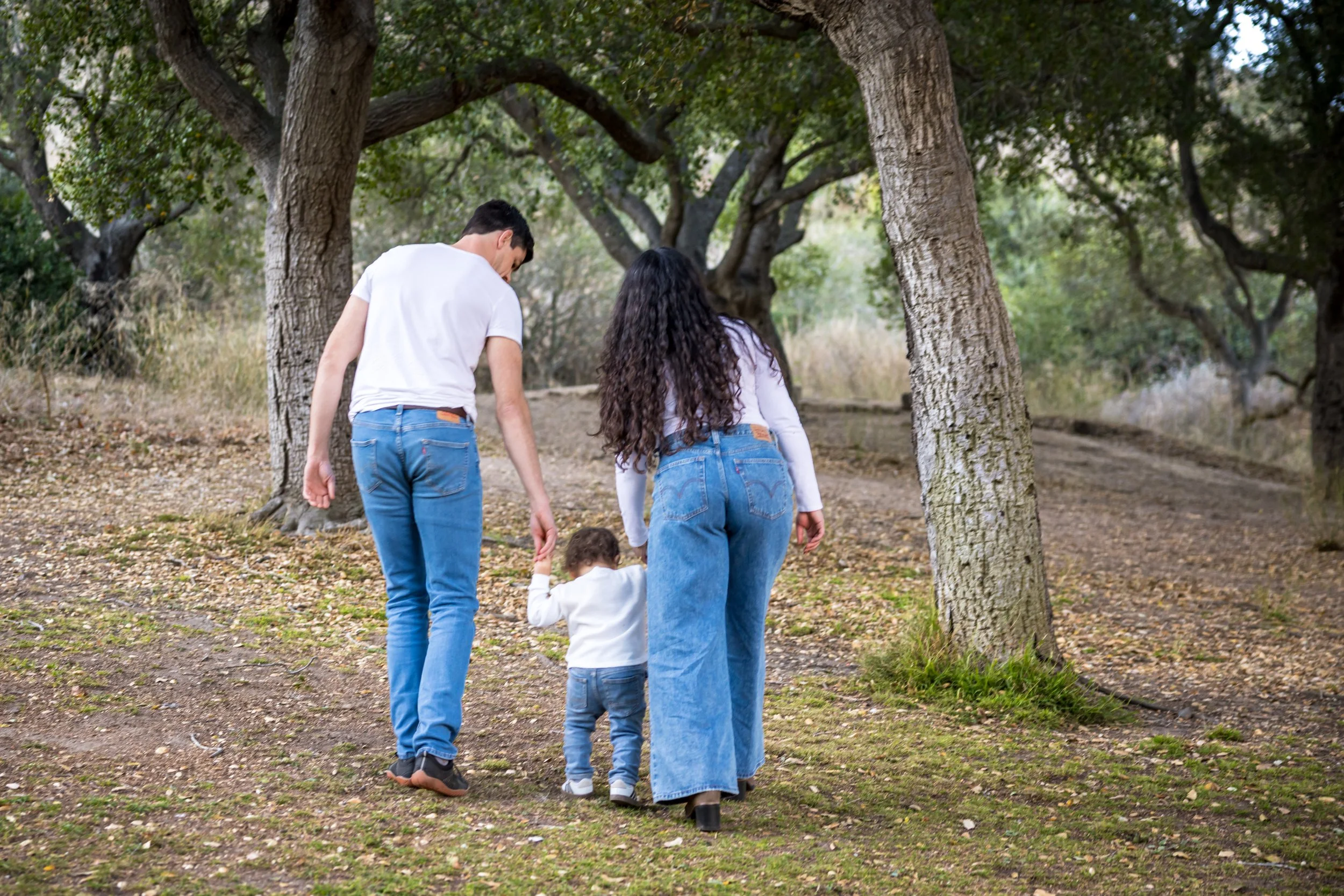 Why fall is such a lovely season for family photos here