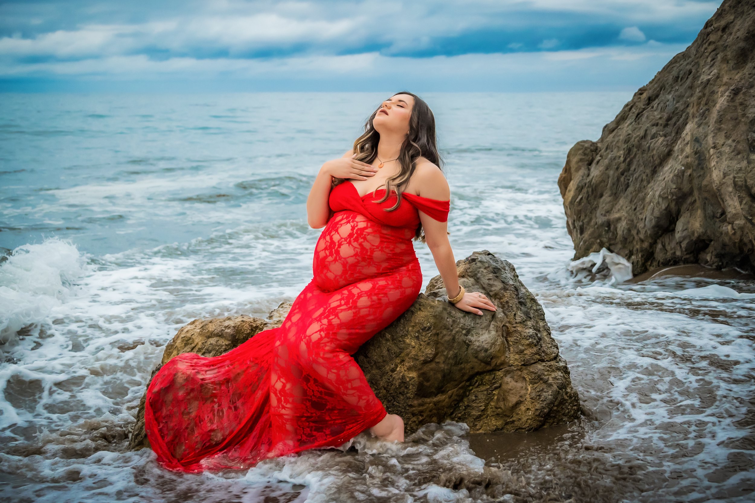 Maternity-Red Dress-Malibu-Beach-Ocean.jpg