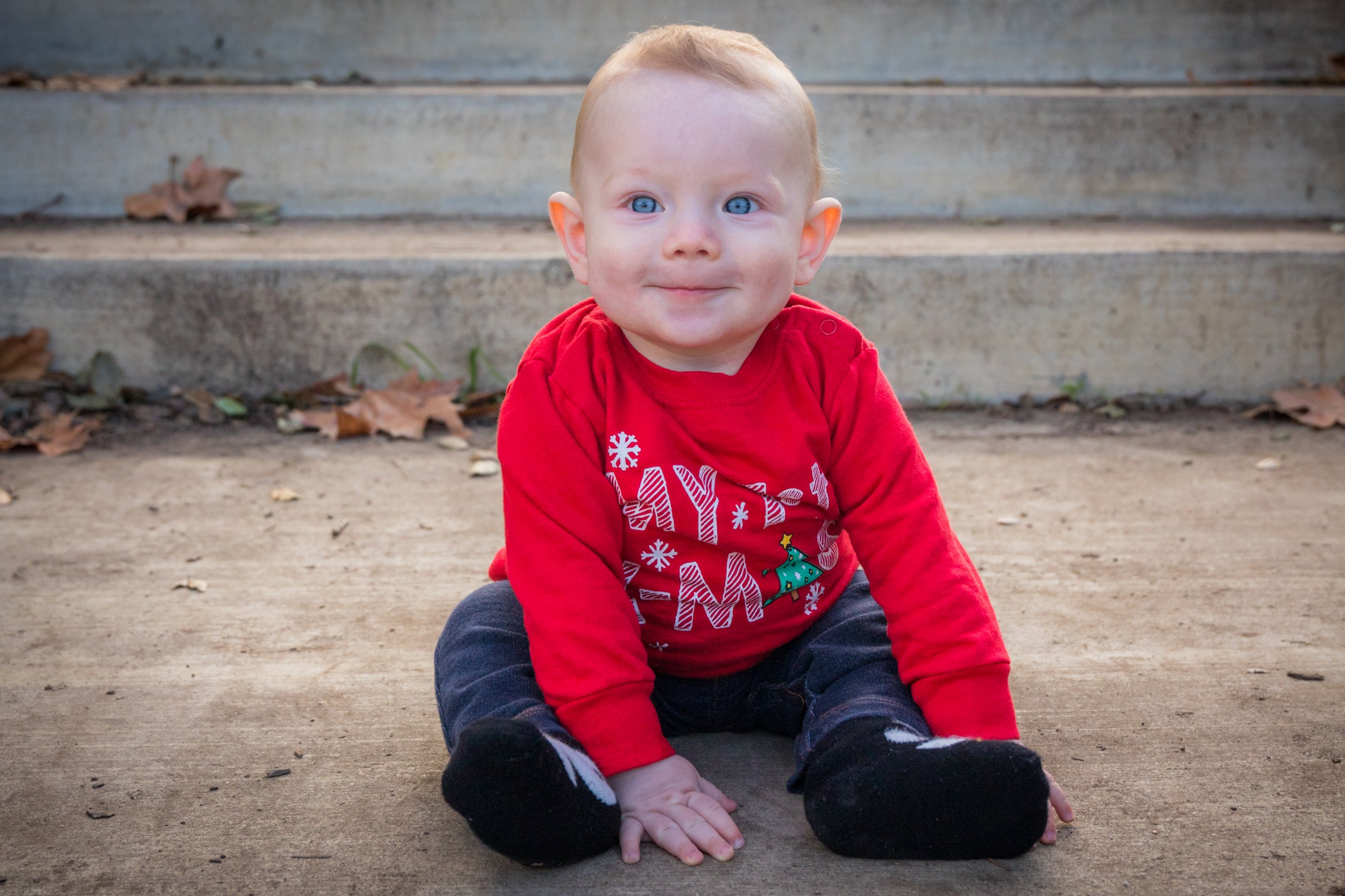 Levi 6 Months 12-23-18 052.jpg