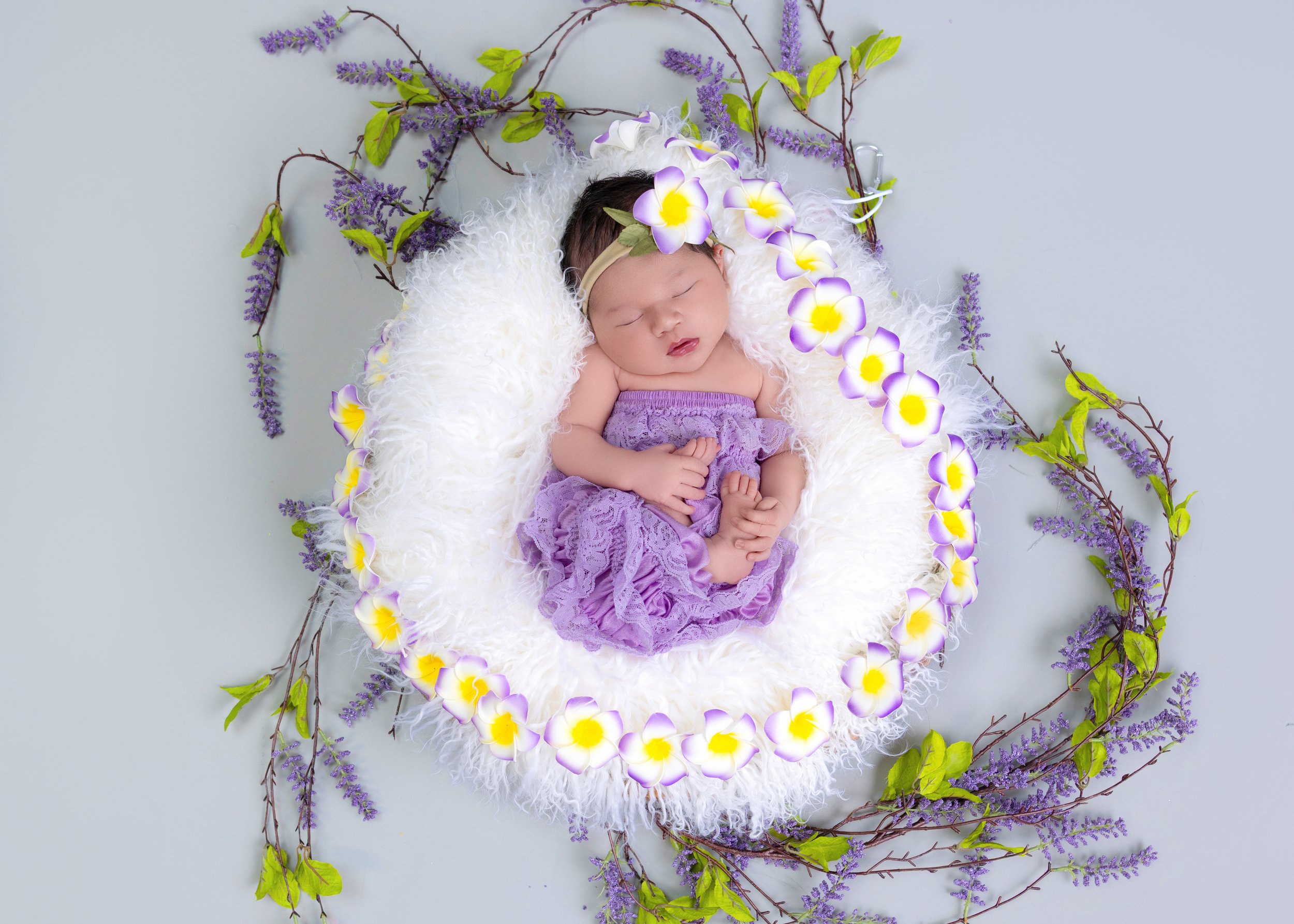 Quintanilla Newborn Session 06-20-26 063.jpg