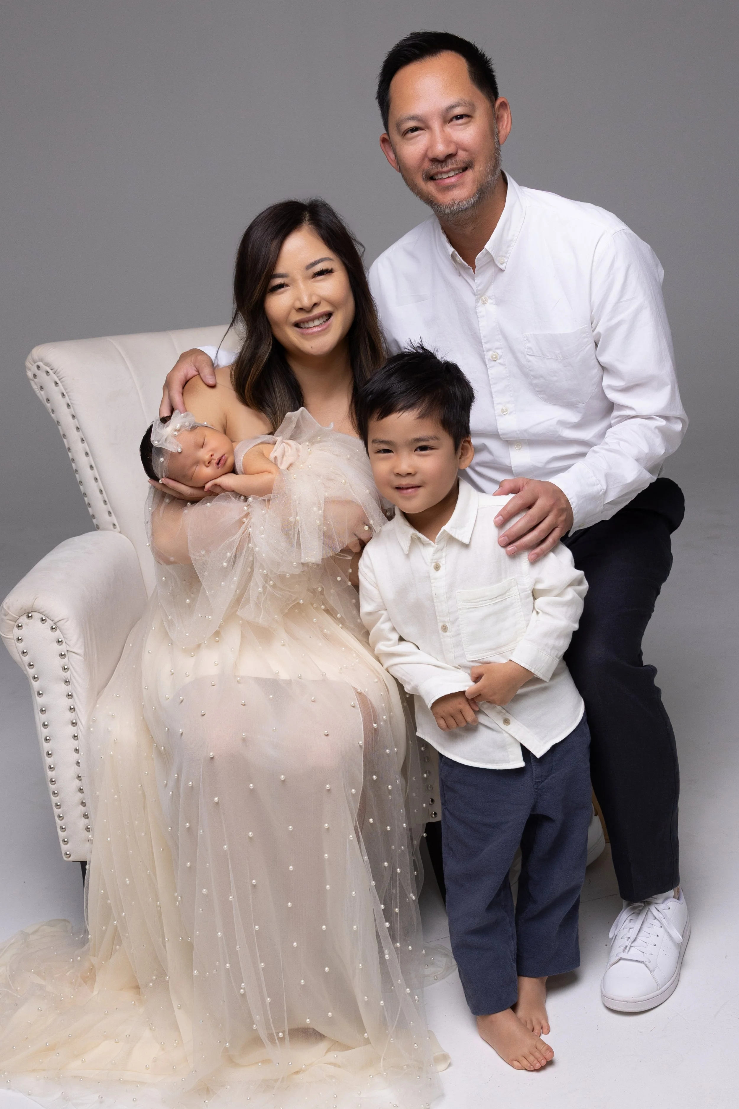 All-Inclusive Packages - Newborn Family Portrait Studio Legacy