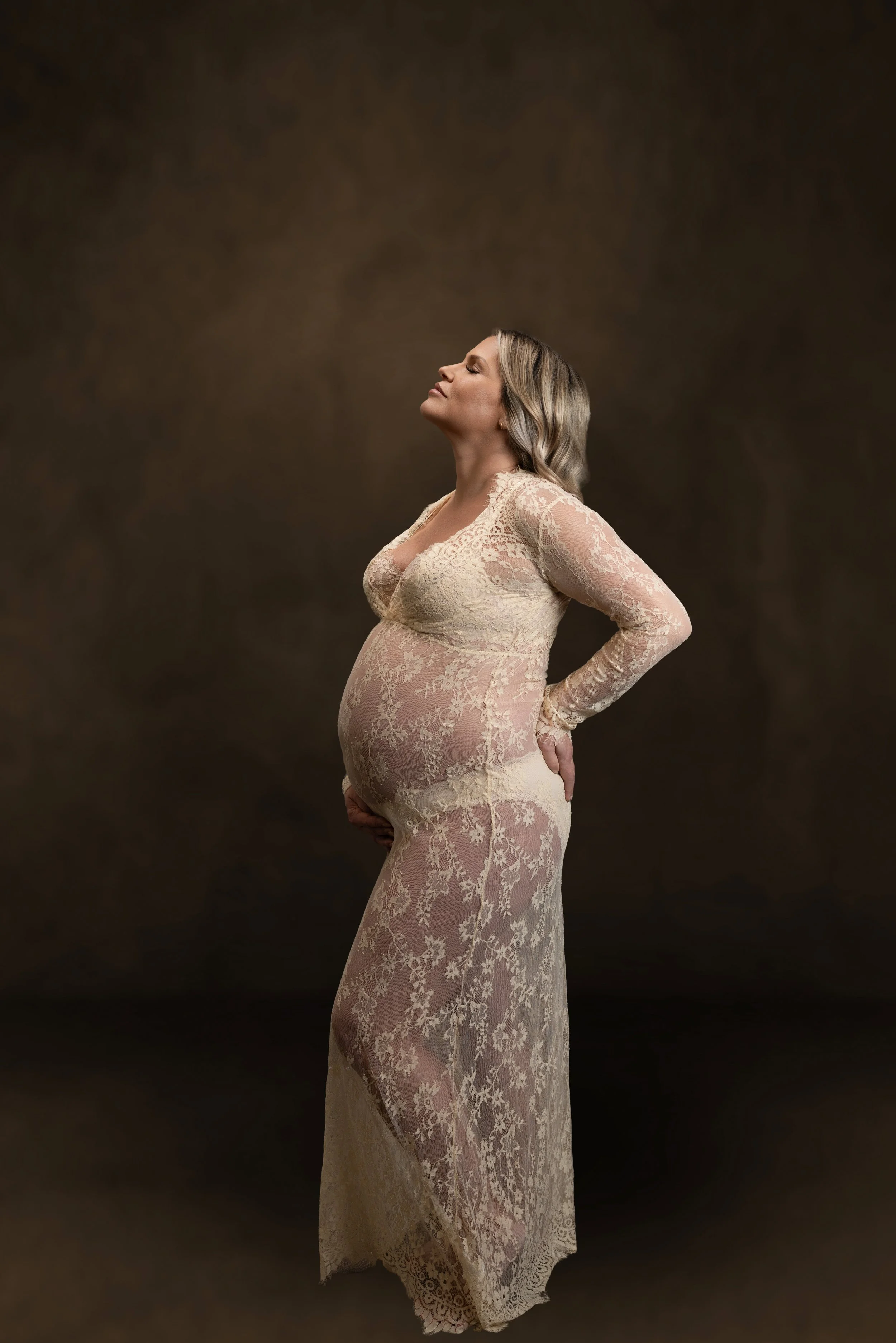 Kim's Maternity Session 09-06-25 050.jpg