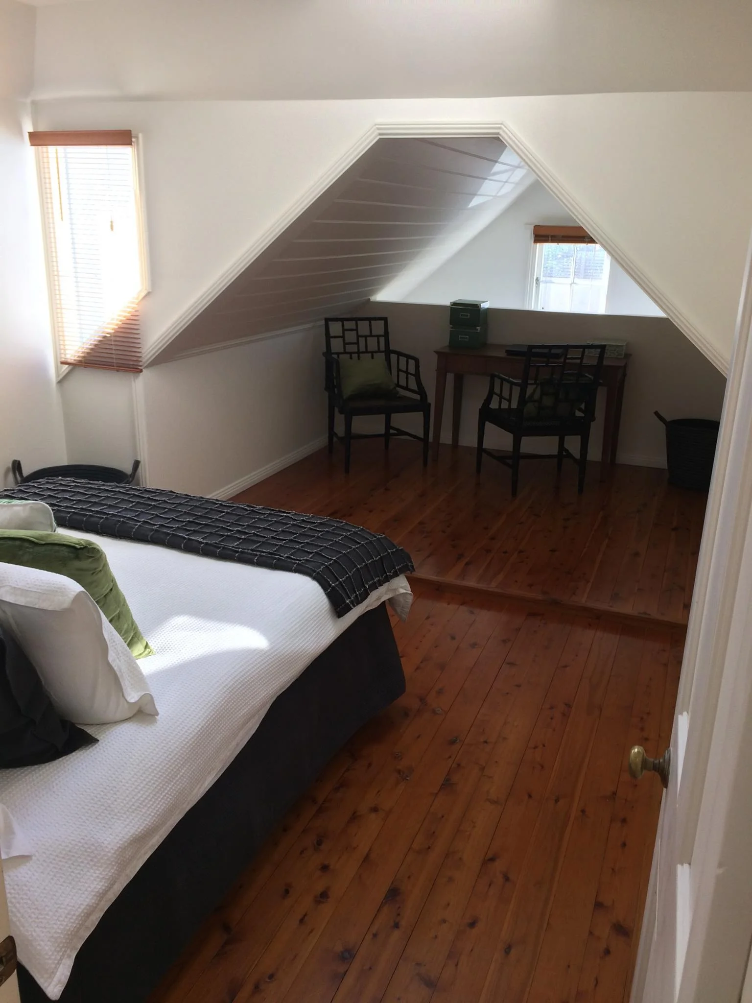 master bedroom park st.jpg