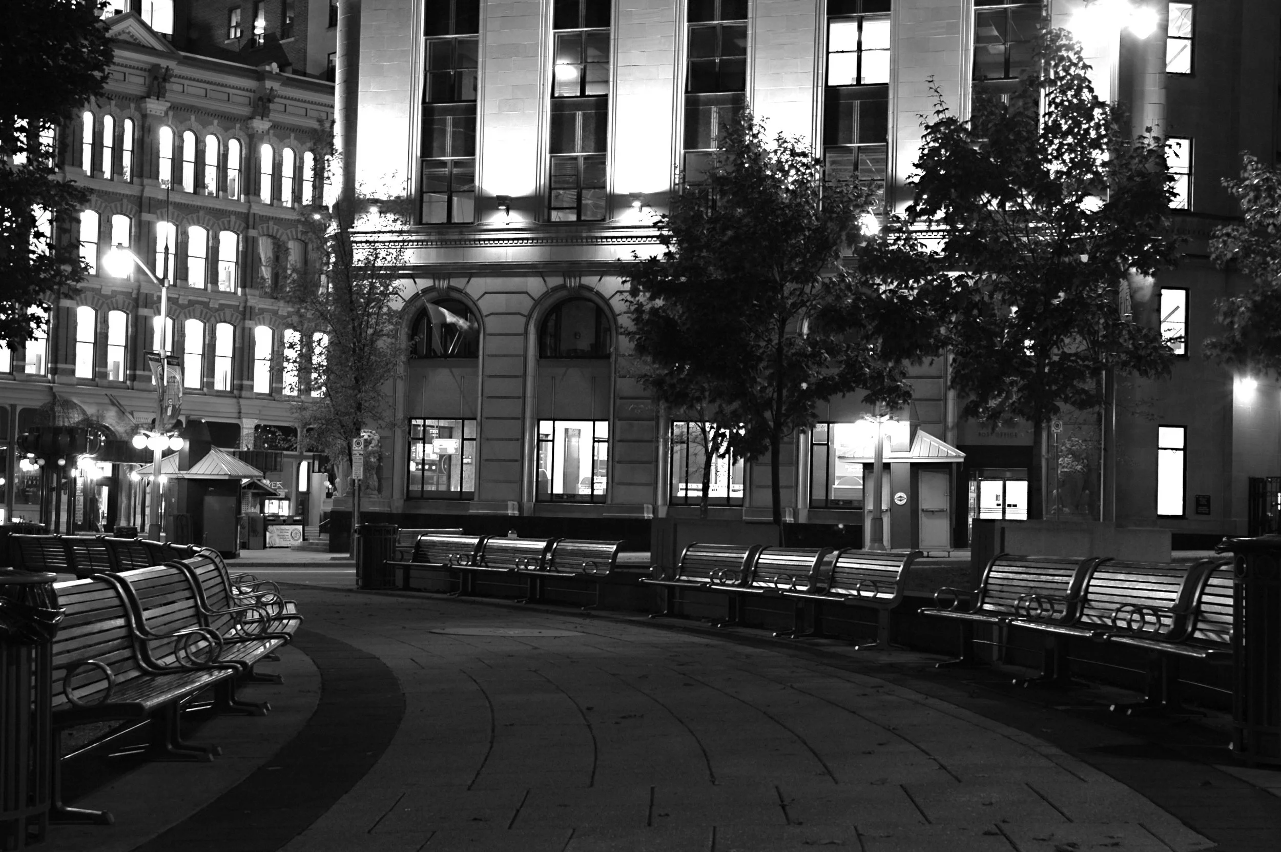 2006-10-10 21-01-53-bw.jpg