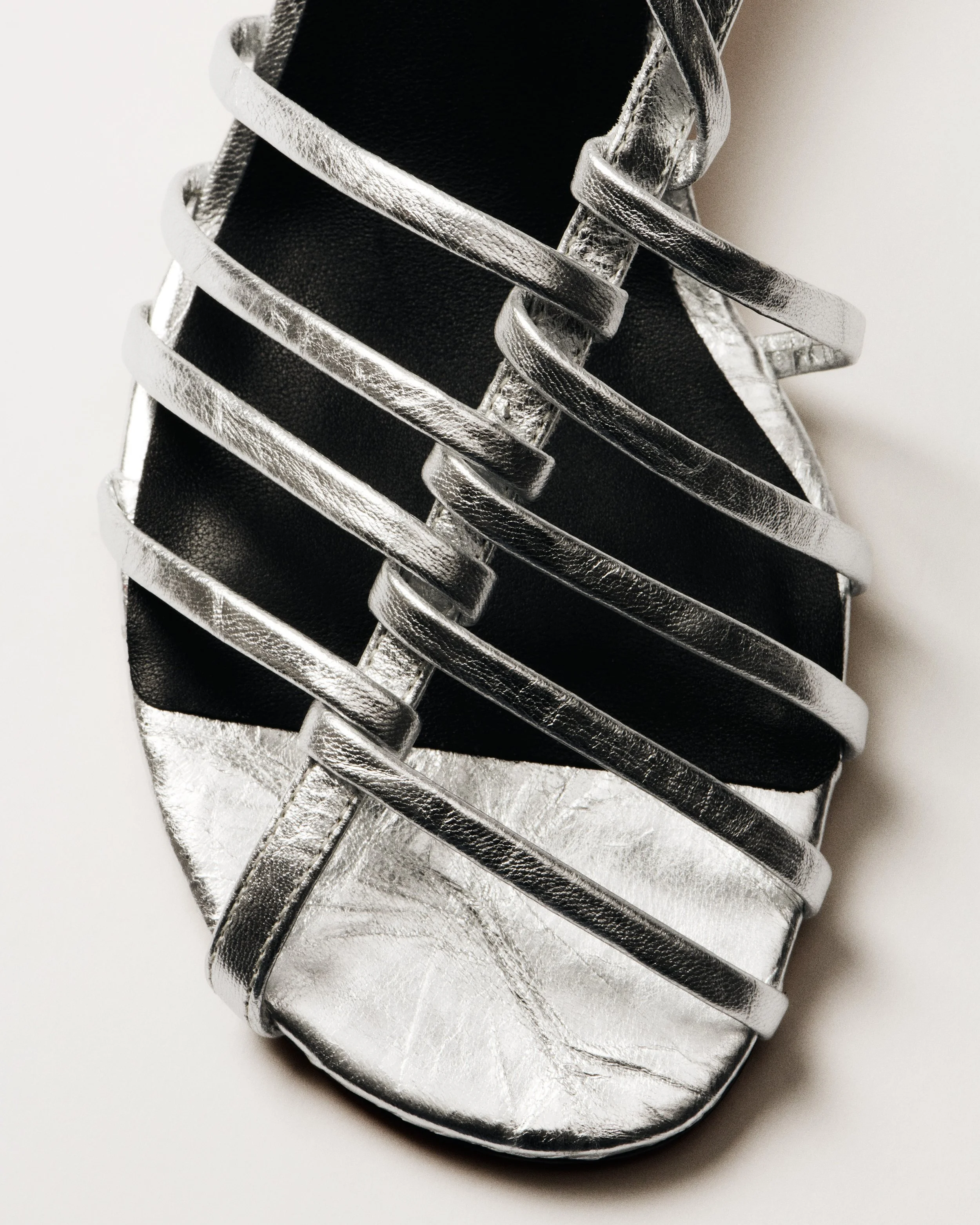 PS27_LOOKBOOK_DAY1_355.jpg