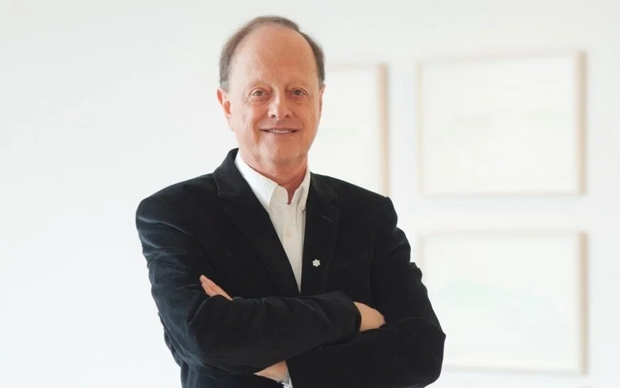 Dr. Ron Burnett