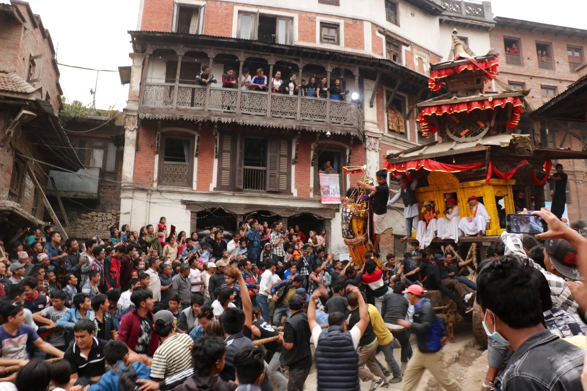 The chariot re-emerges