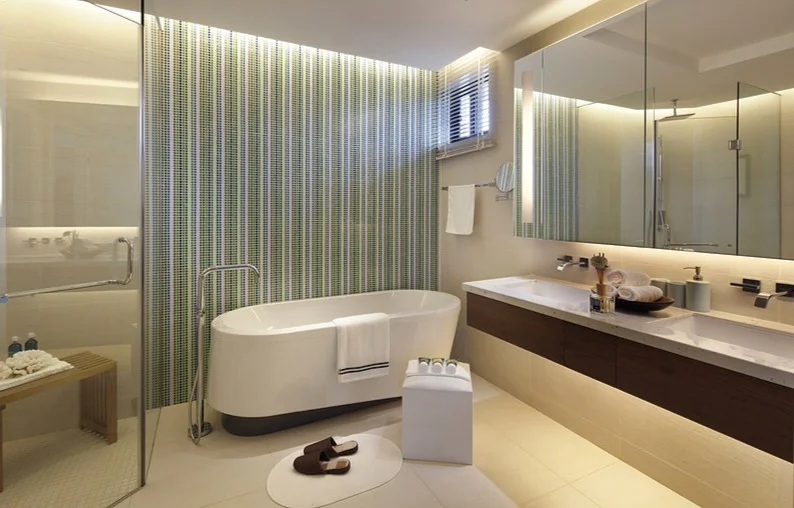T8 bathroom.jpg