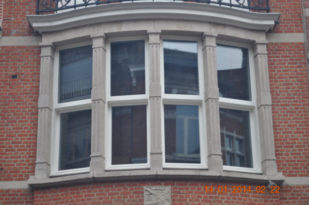 Restauratie geklasseerd handelspand in Leuven schrijnwerk beneens 1.jpg