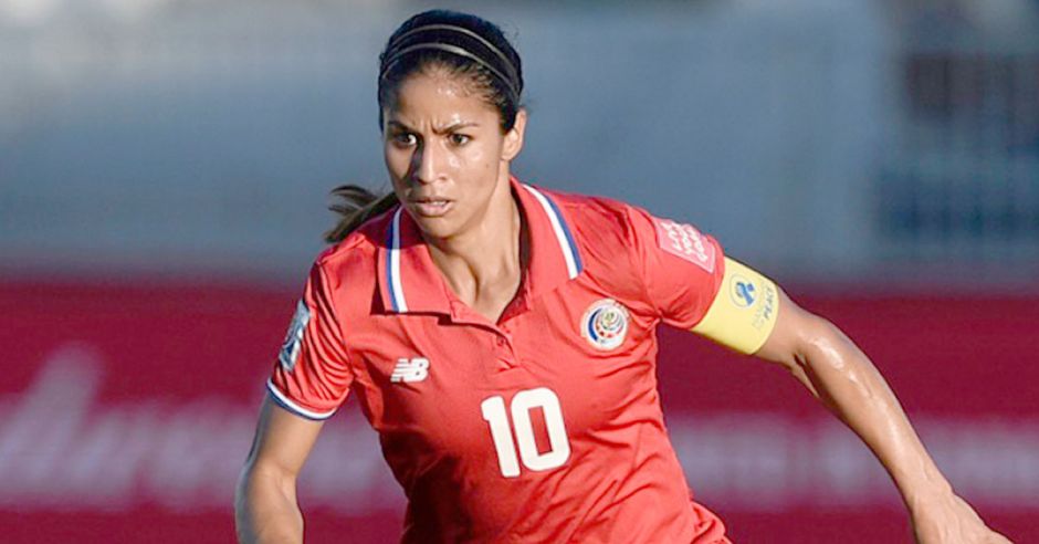 Shirley Cruz, capitana de La Selección de Costa Rica, foto tomada de La República.