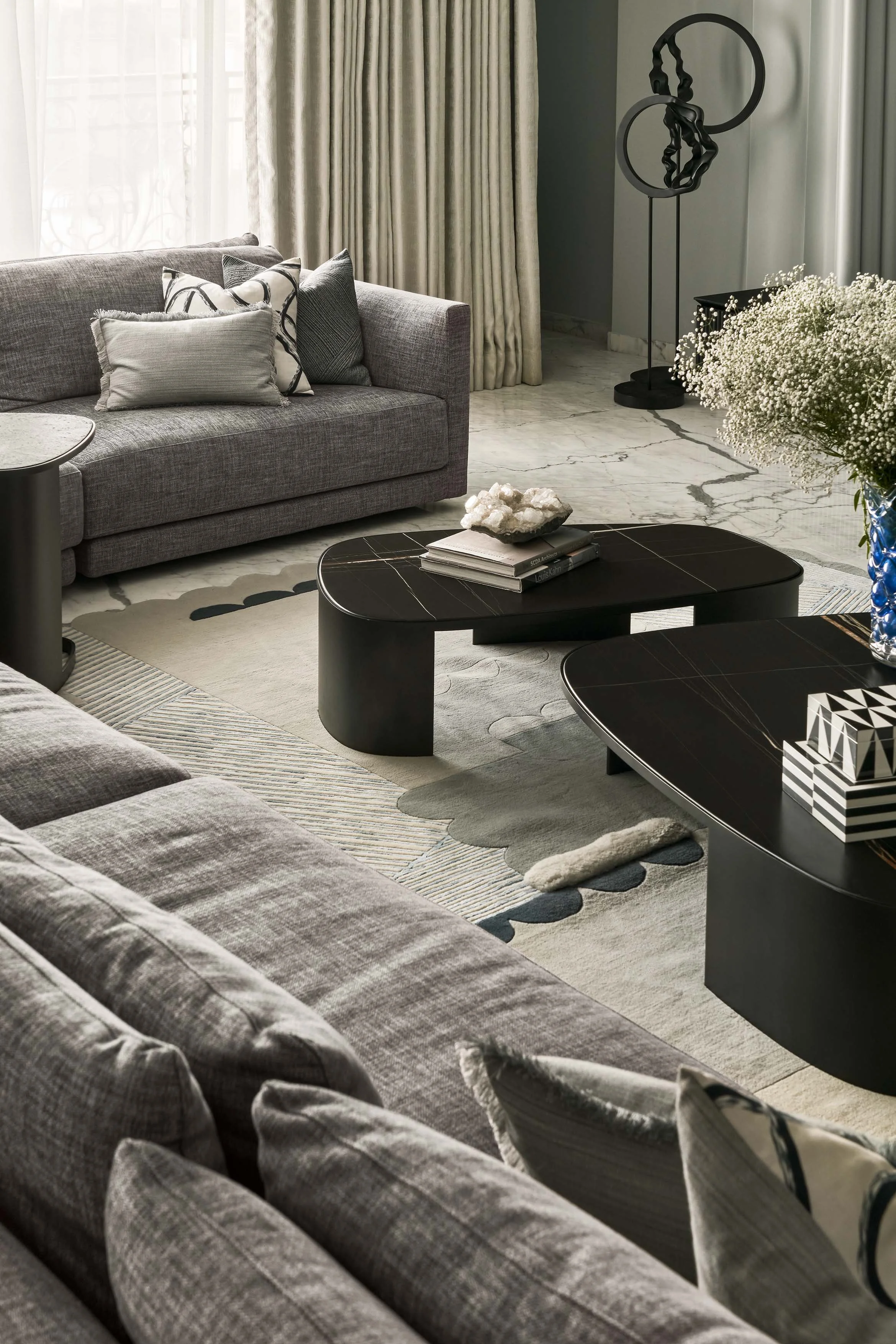 Living Room (2).jpg
