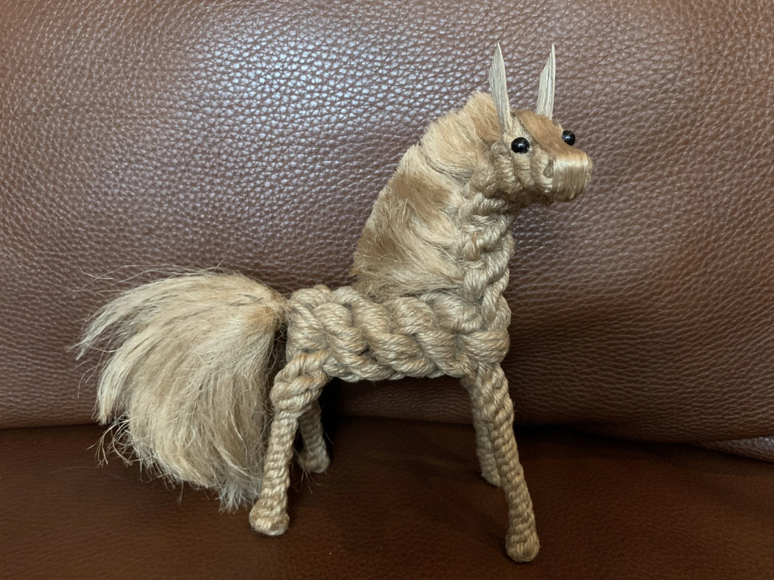 Natural Hemp Rope Horse (10 pcs)