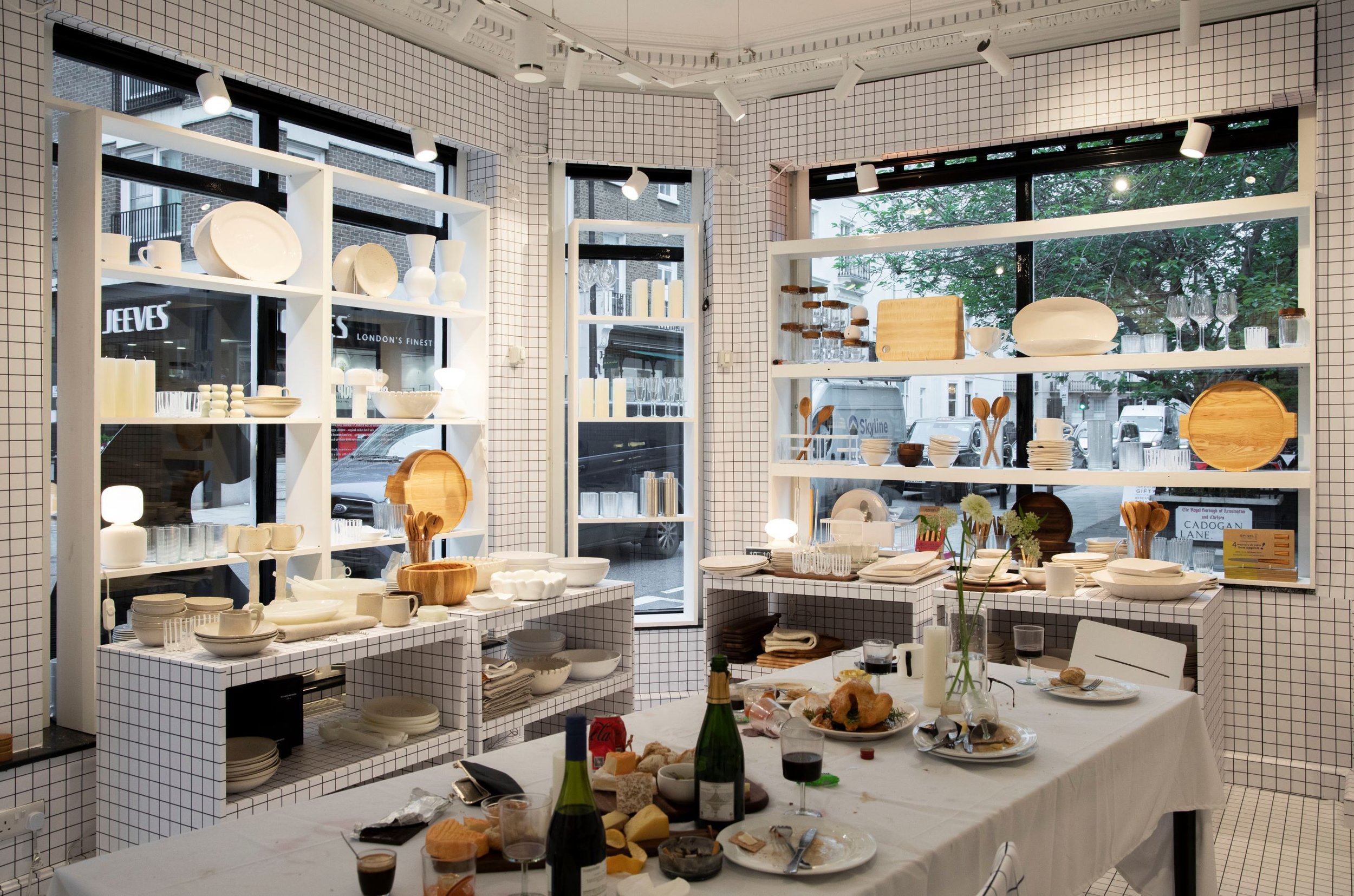 Bullinachinashop3.jpg