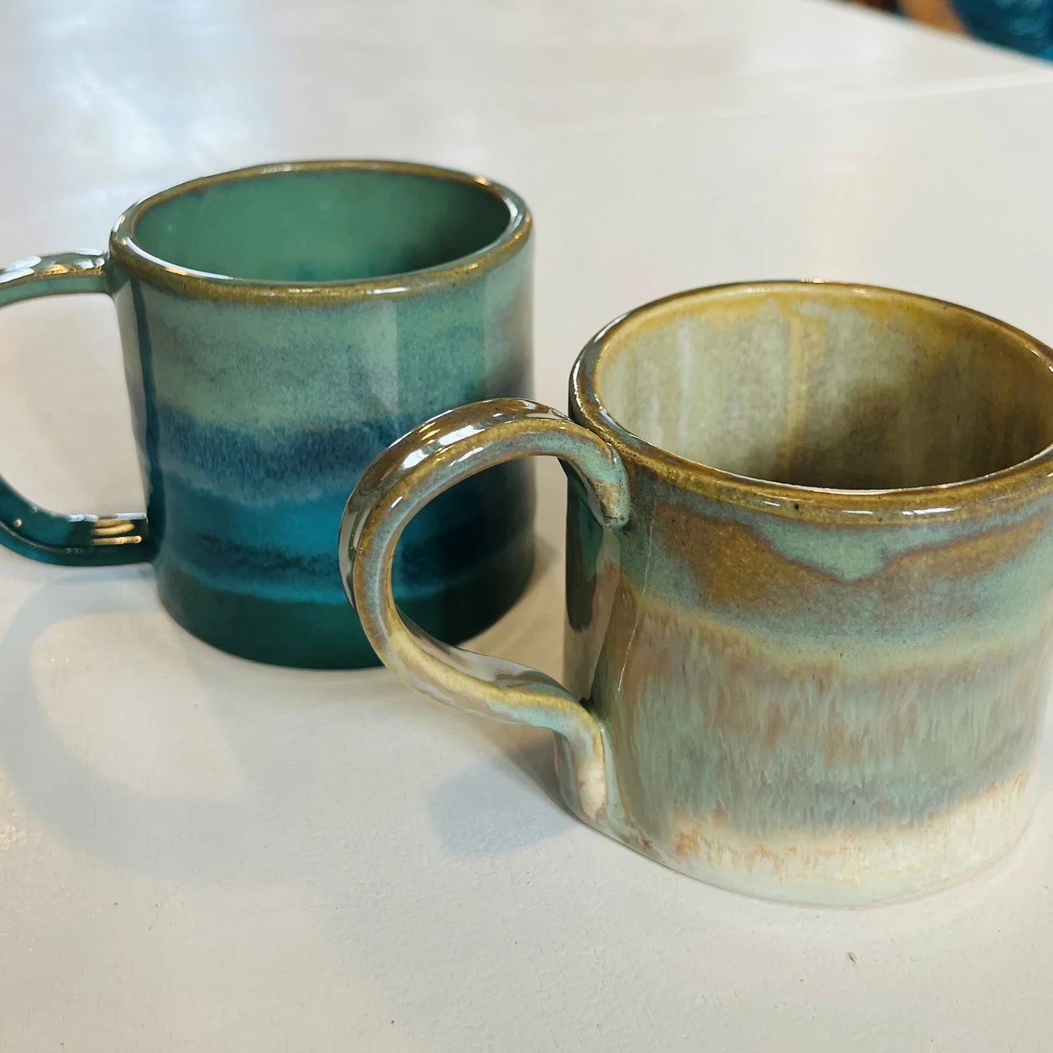 make a mug beginner pottery class