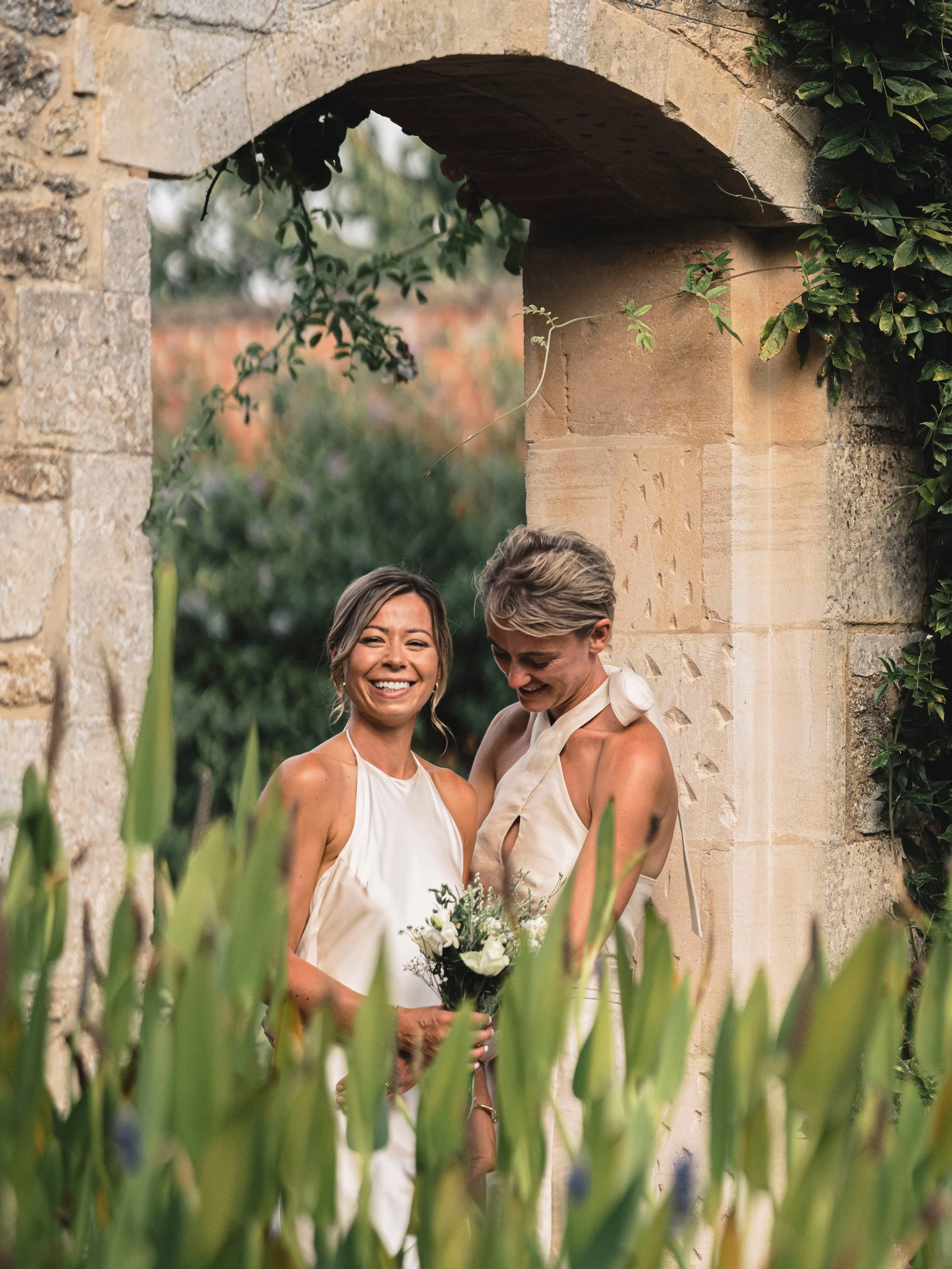 On Friday I got to spend the afternoon with the lovely Yazmin and Rosie. ✨

After an intimate cermony at the Guildhall and a stroll through Parade Gardens, we made our way to a friend&rsquo;s home for the reception - and just look at this incredible 