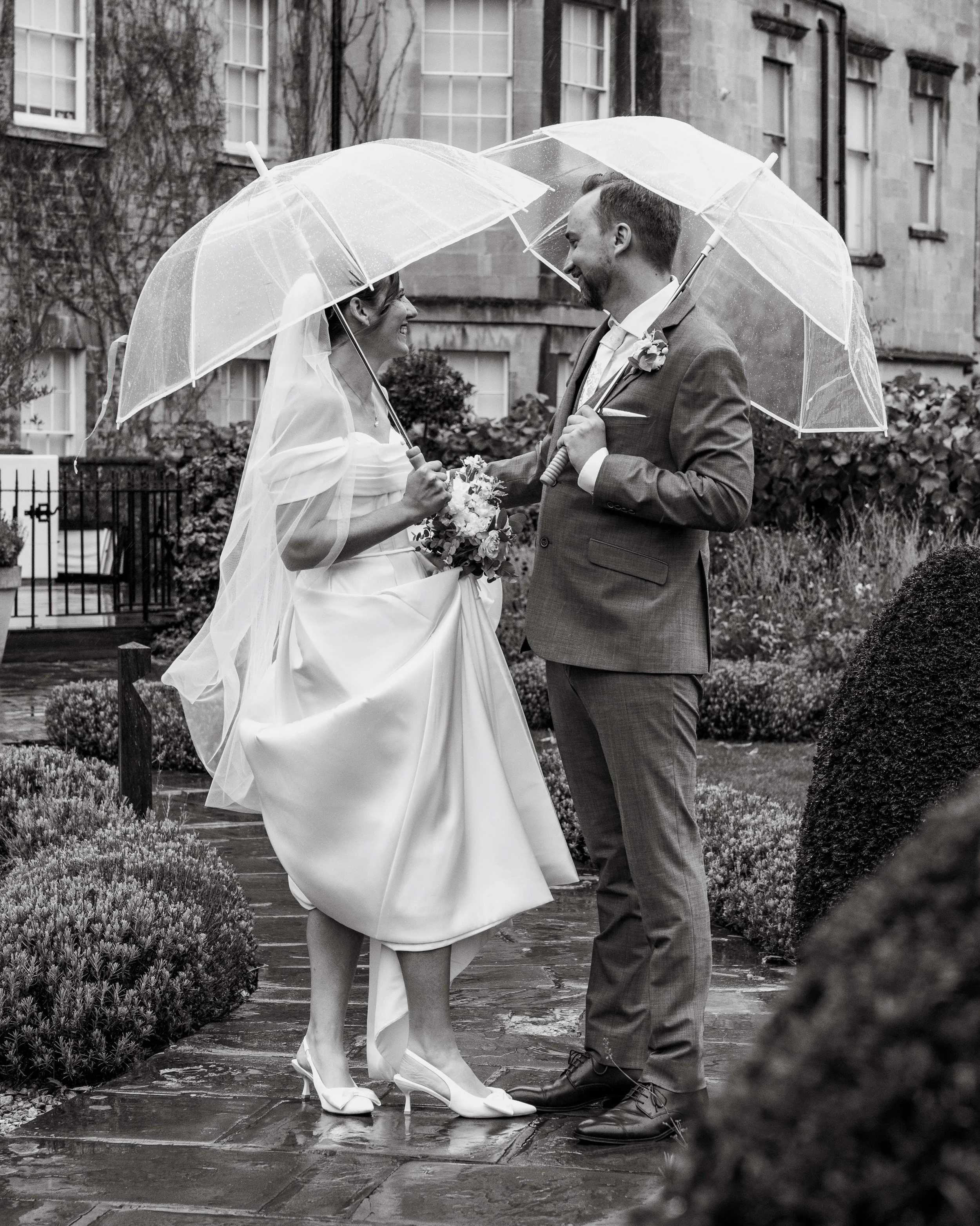 Storm who? ☔️ Nothing got in the way of lovebirds Laura and Daniel on Saturday! 🤍

Venue 💒 @royalcrescent_hotel 
Flowers 💐 @ambiencebathandbristol 
Hair &amp; MUA 💄 @makeupbymacy___ 

#bathweddingphotographer #bathwedding #royalcrescentbath #some